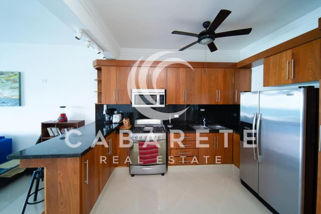 Beachfront penthouse, in Cabarete Bay, Center