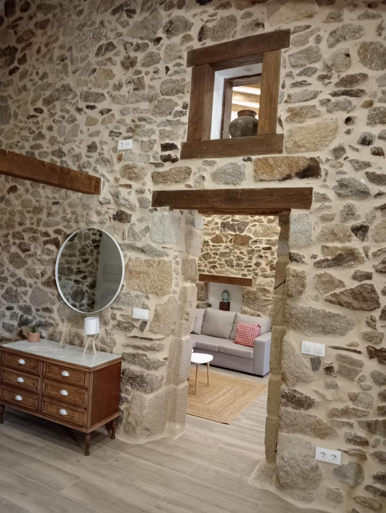 Apartamentos Muralla Sacra