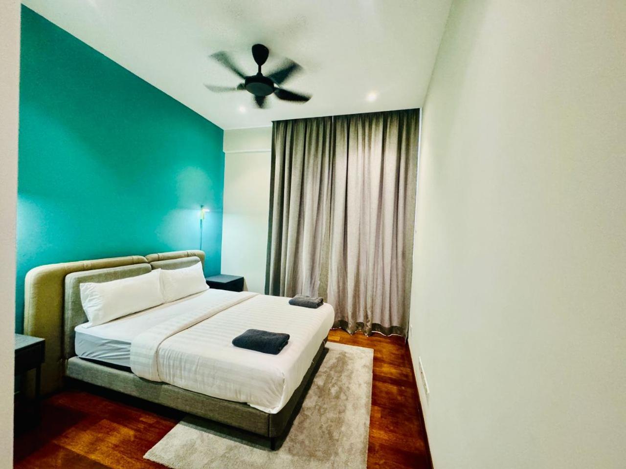 Crown Suites The Manor KLCC Kuala Lumpur City Center