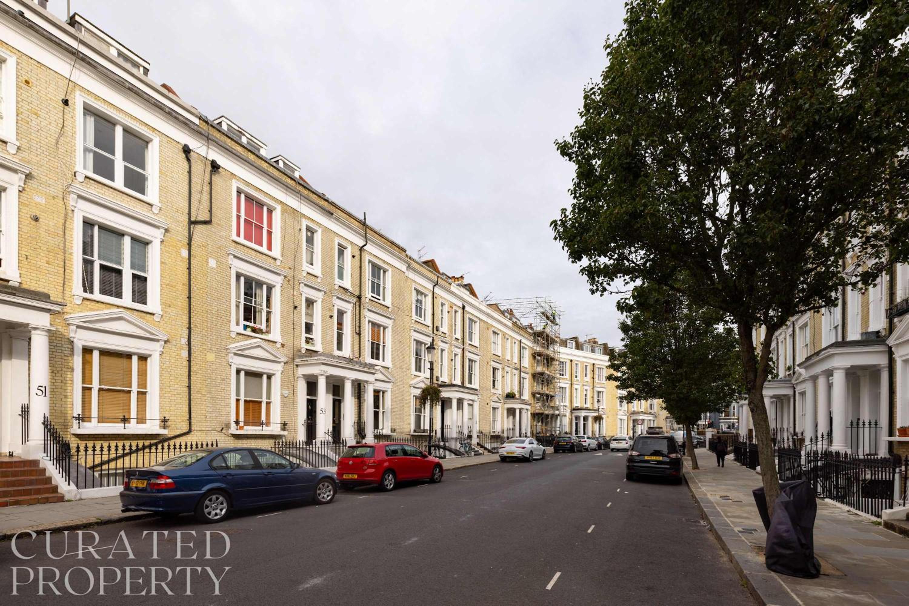 Chic & Sunlit Earls Court Flat