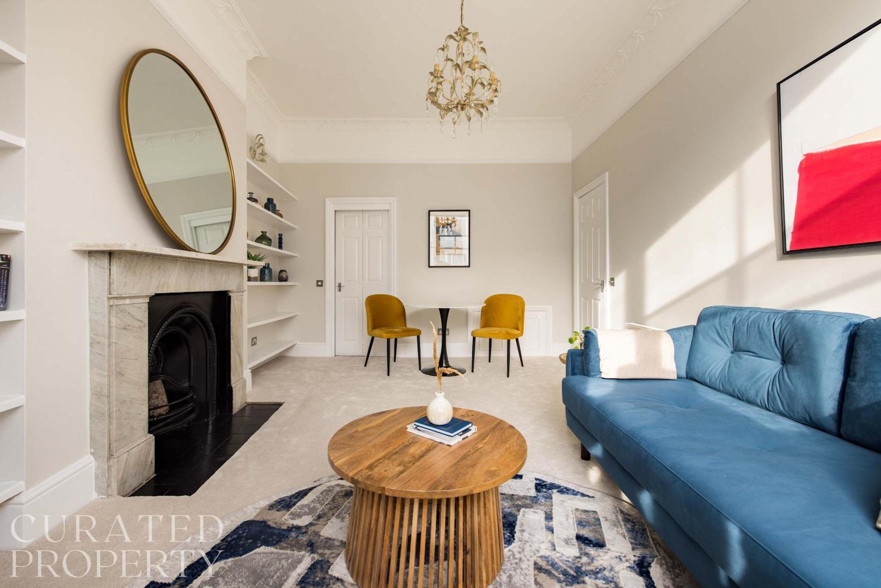 Chic & Sunlit Earls Court Flat