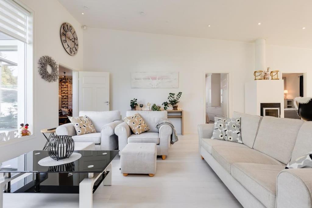 Luxury Villa Santa Hill