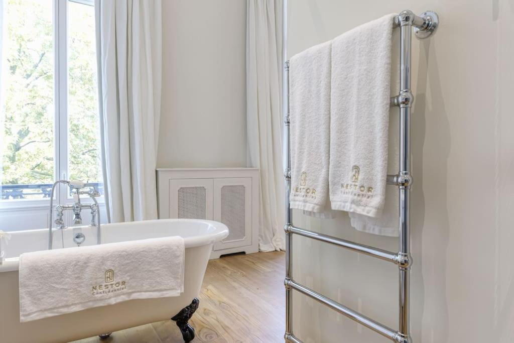 Luxurious 3 Bedrooms City Center