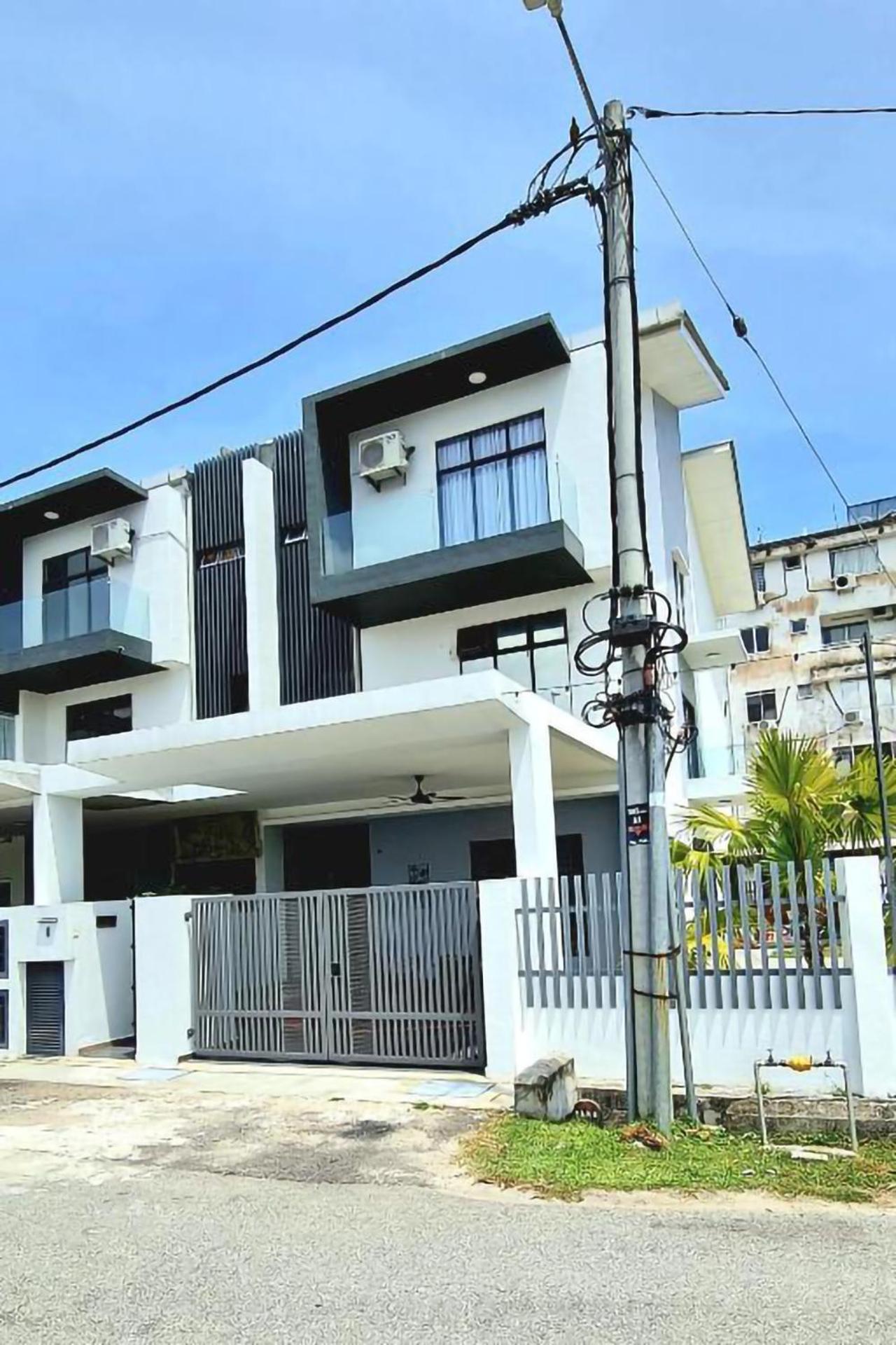 [New8pax] Jonker Street Cozy Home Ground Floor/5 mins to Jonker photo 2
