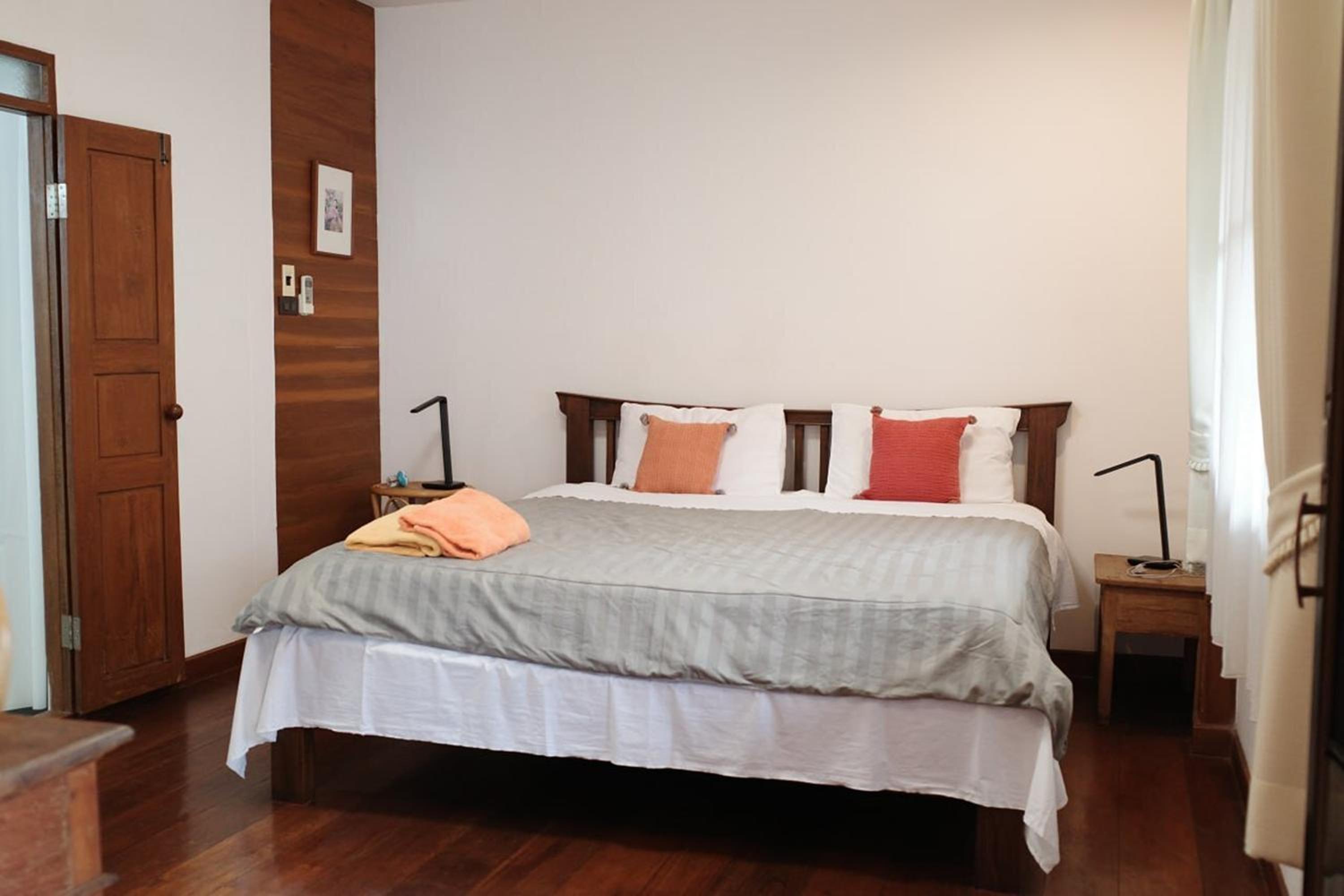 Tiptopthai House