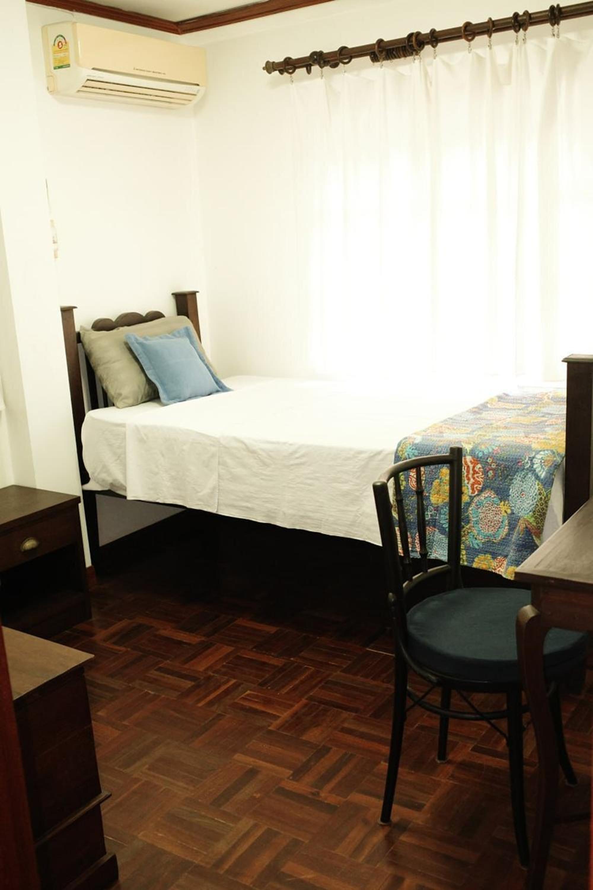 Tiptopthai House