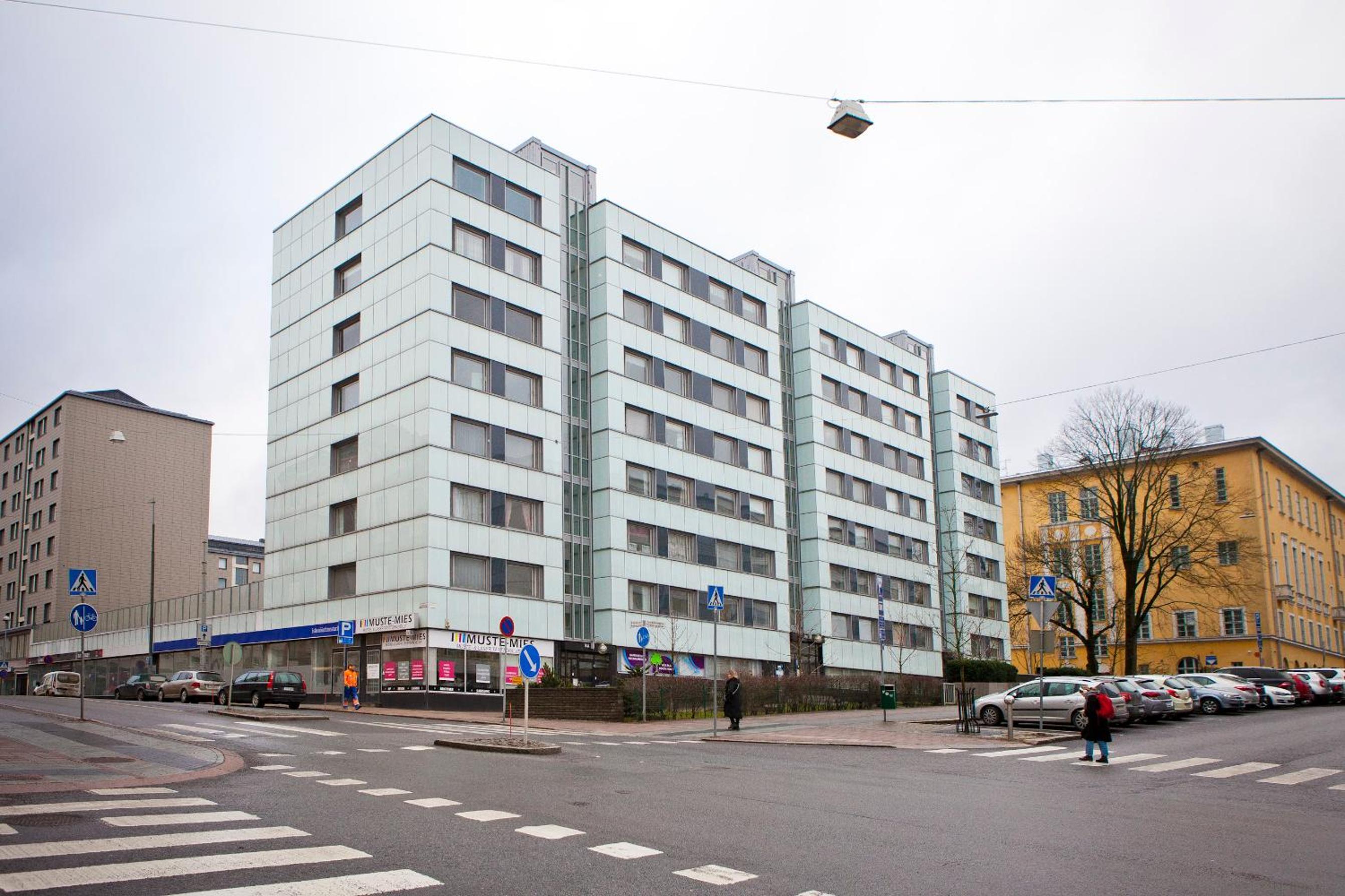 Photo 10
