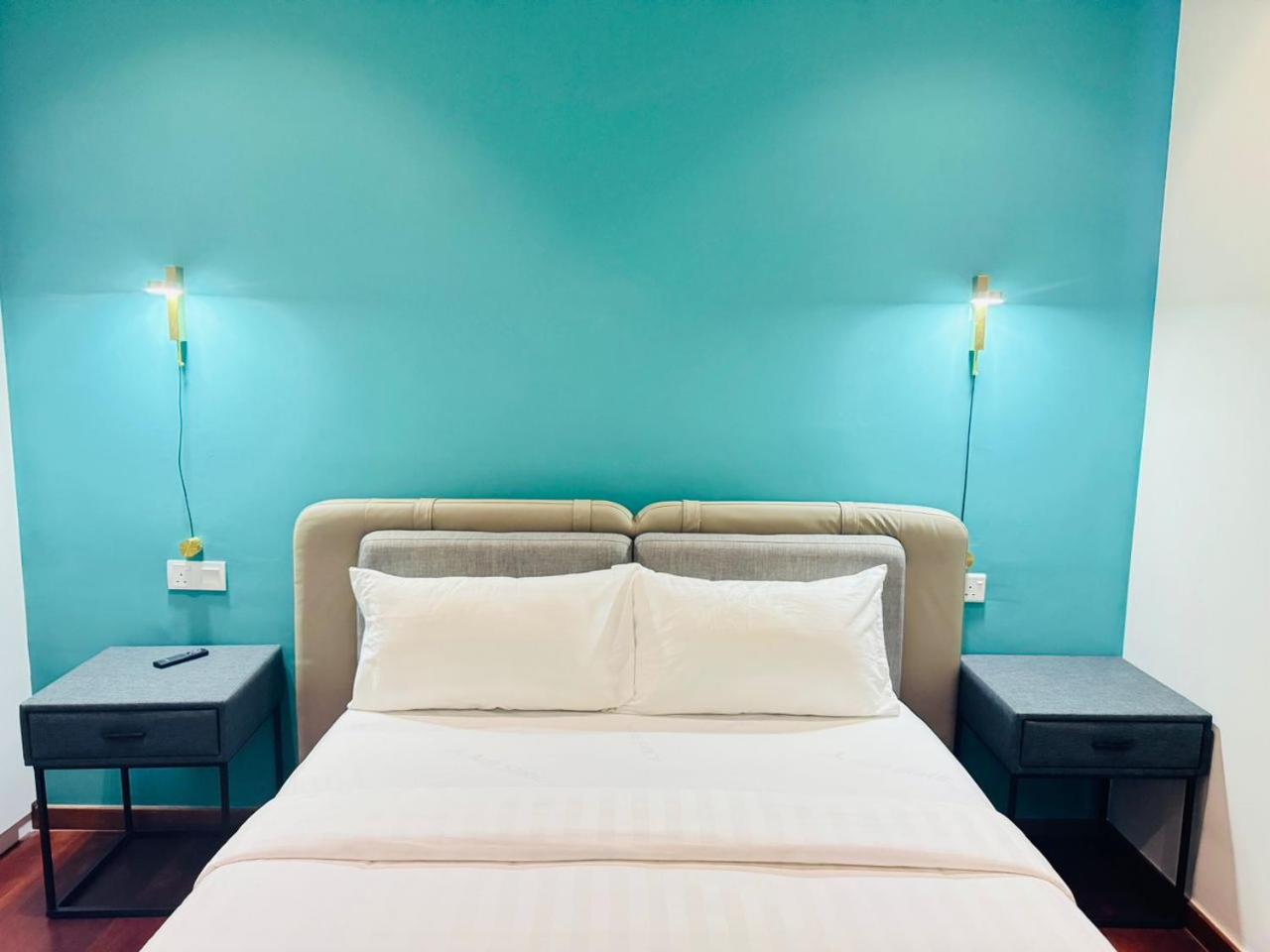 Crown Suites The Manor KLCC Kuala Lumpur City Center