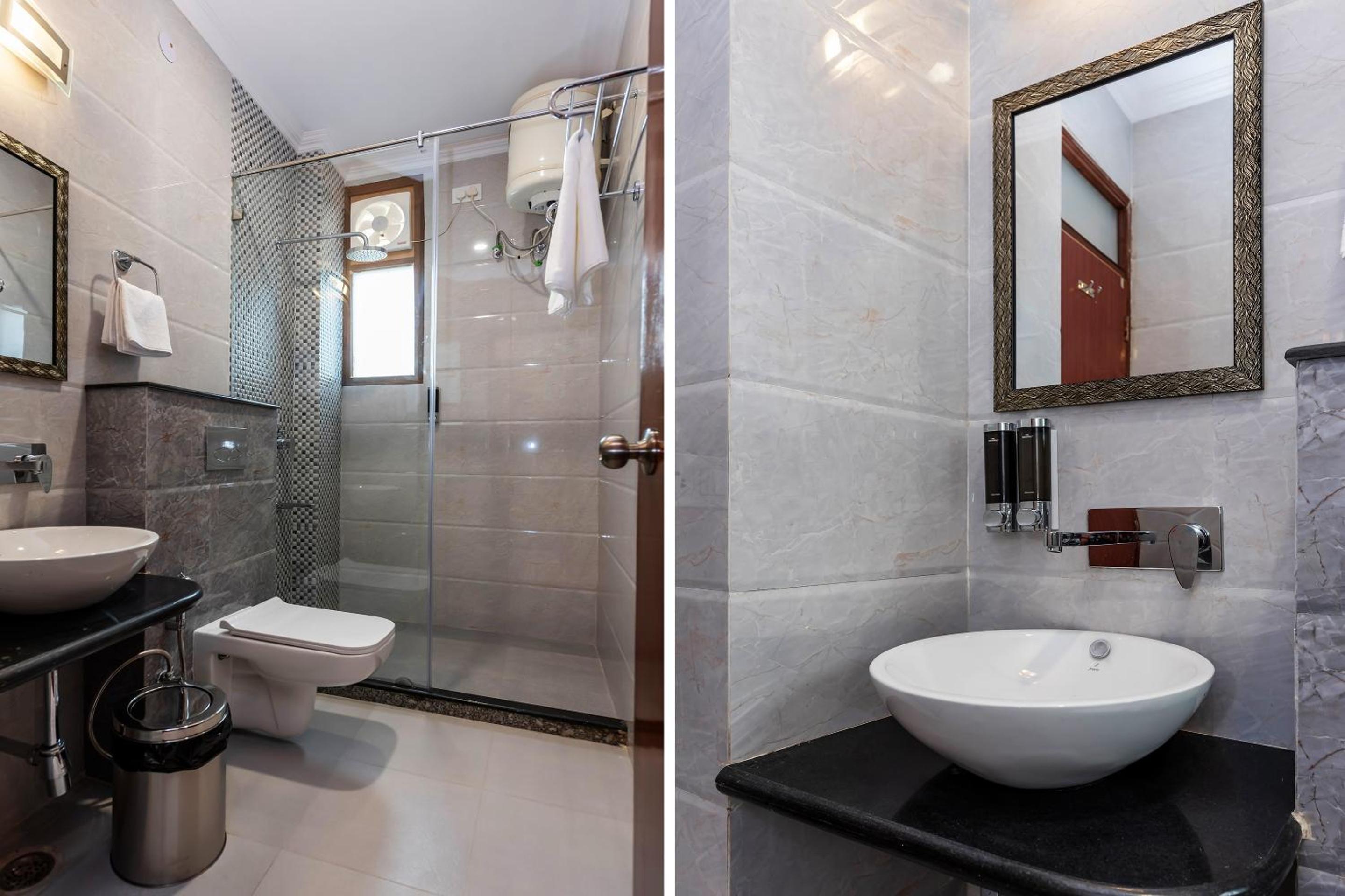 Hotel O Earth Villa Near Bestech Central Square Mall
