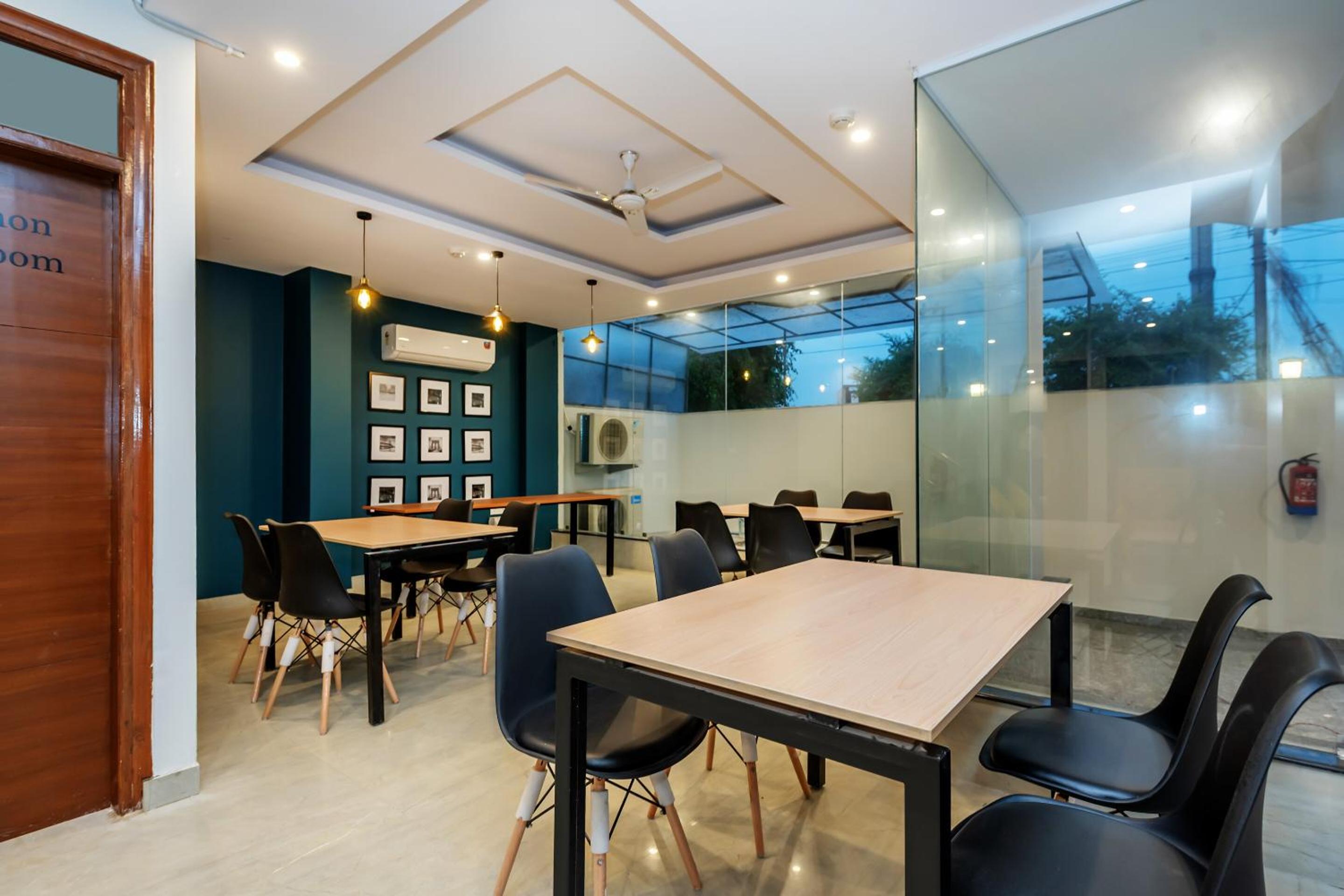 meeting & event spaces