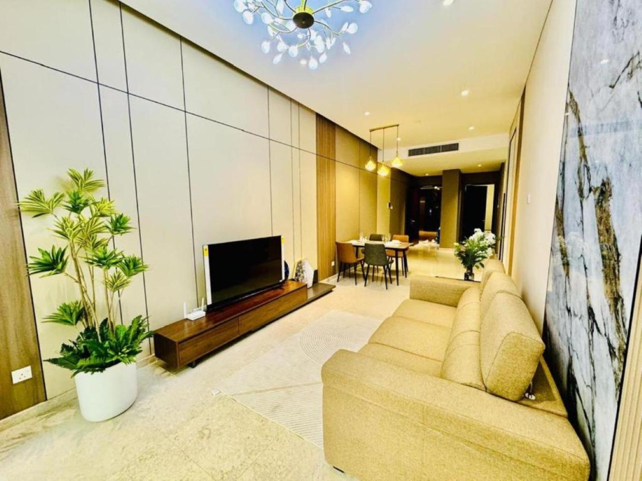 Crown Suites The Manor KLCC Kuala Lumpur City Center