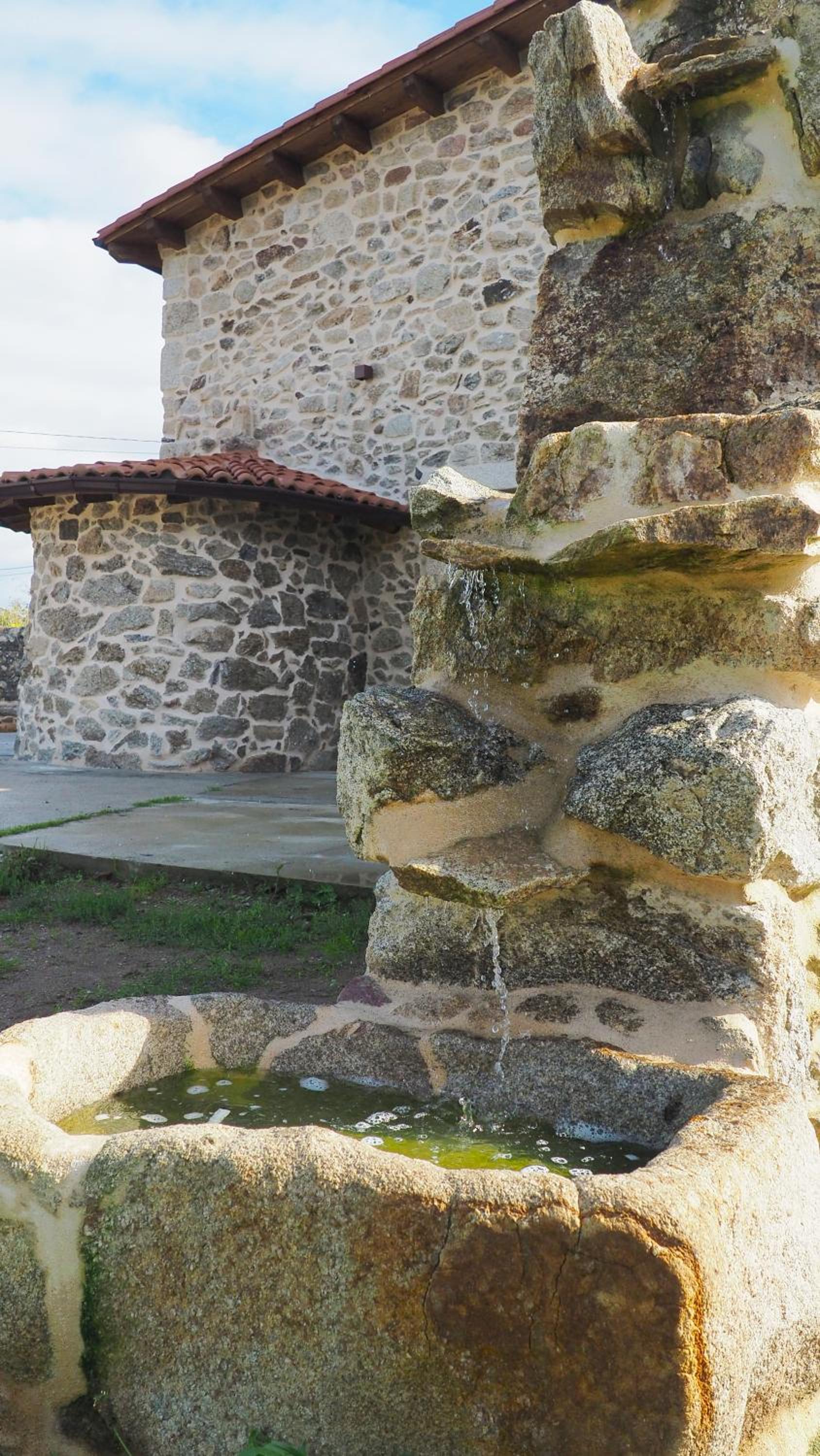 Apartamentos Muralla Sacra