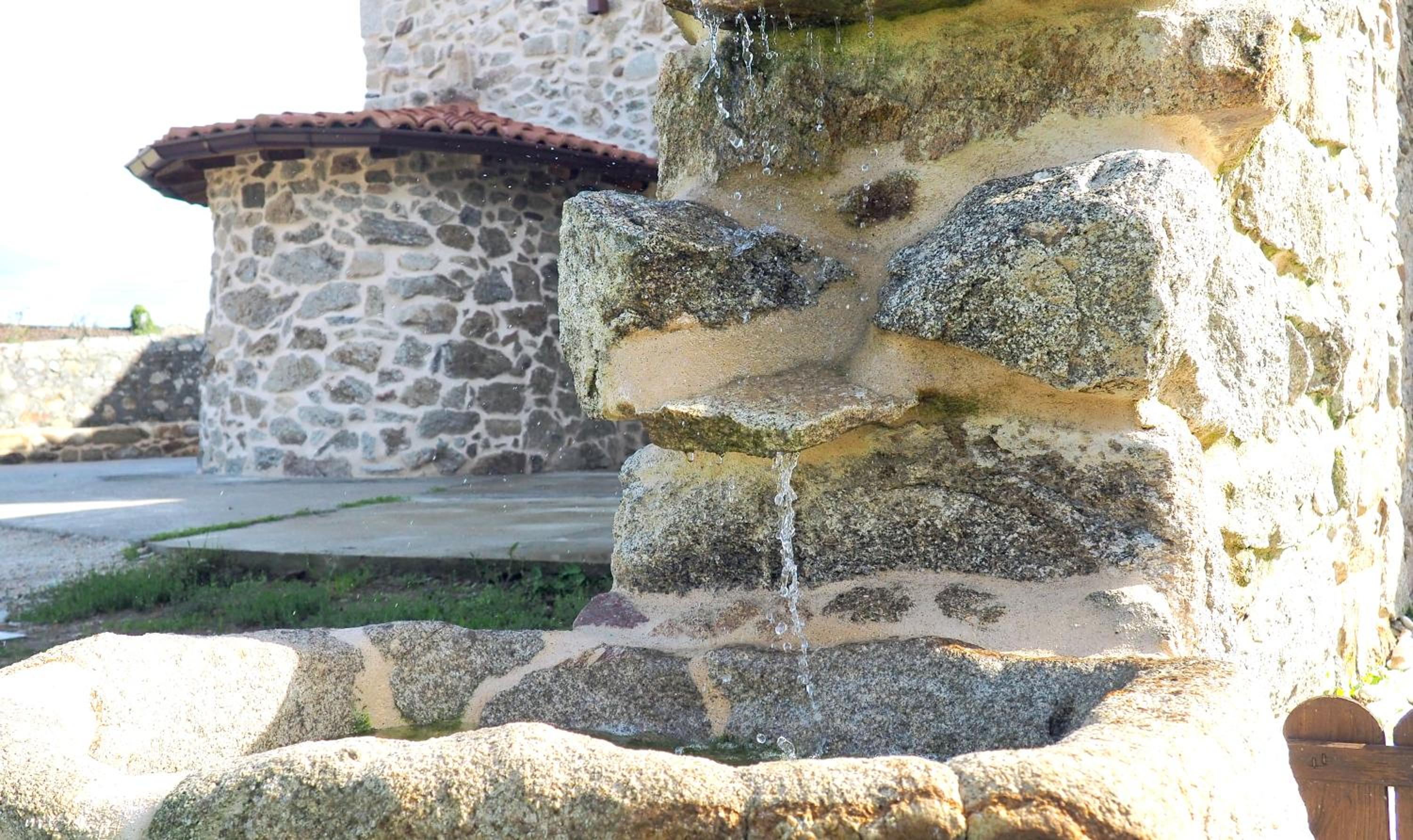 Apartamentos Muralla Sacra