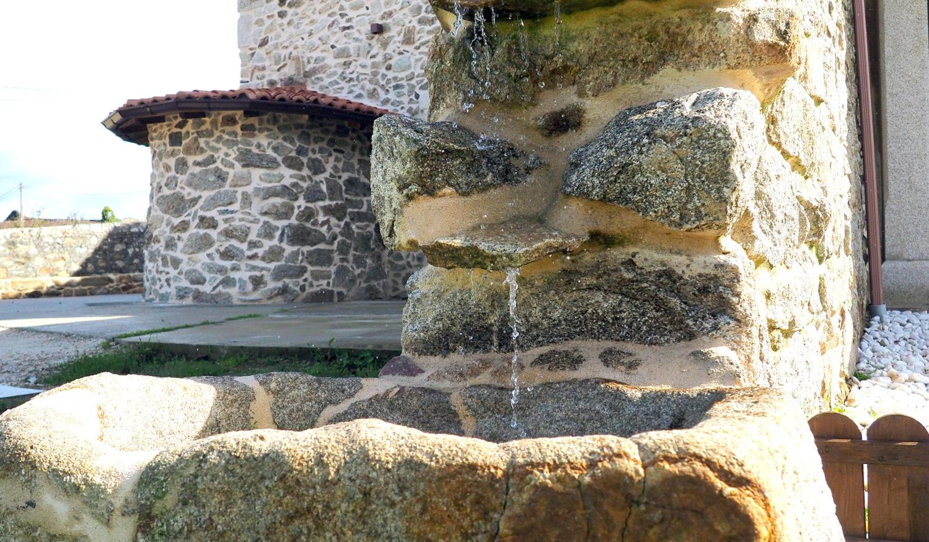 Apartamentos Muralla Sacra