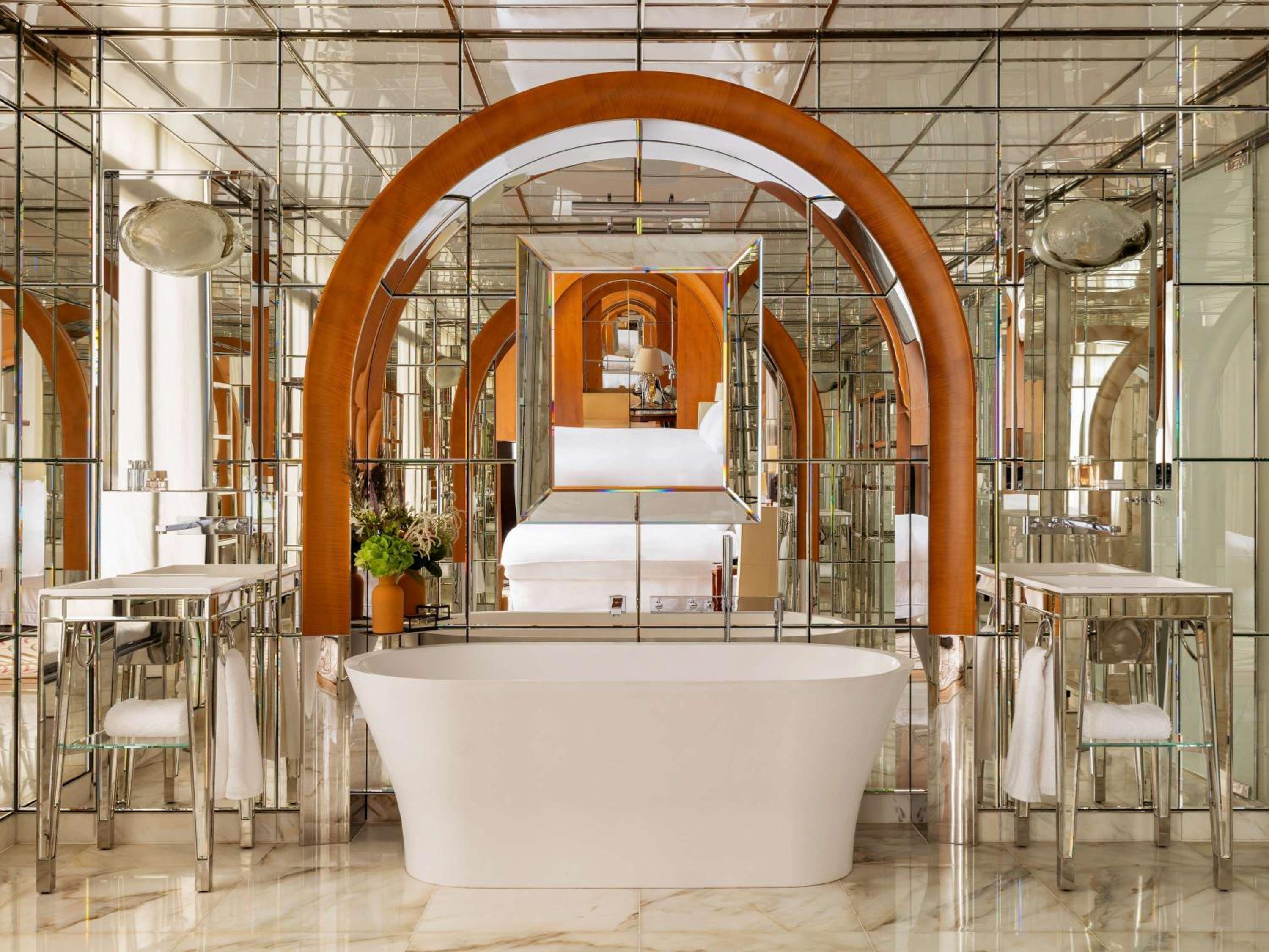 Le Royal Monceau - Raffles Paris 10