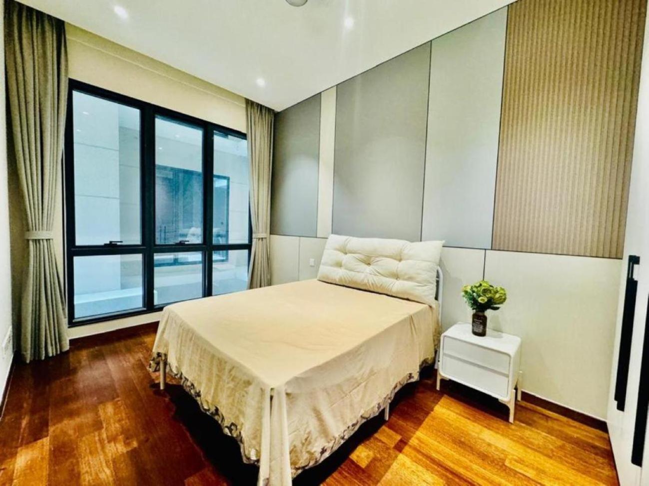 Crown Suites The Manor KLCC Kuala Lumpur City Center
