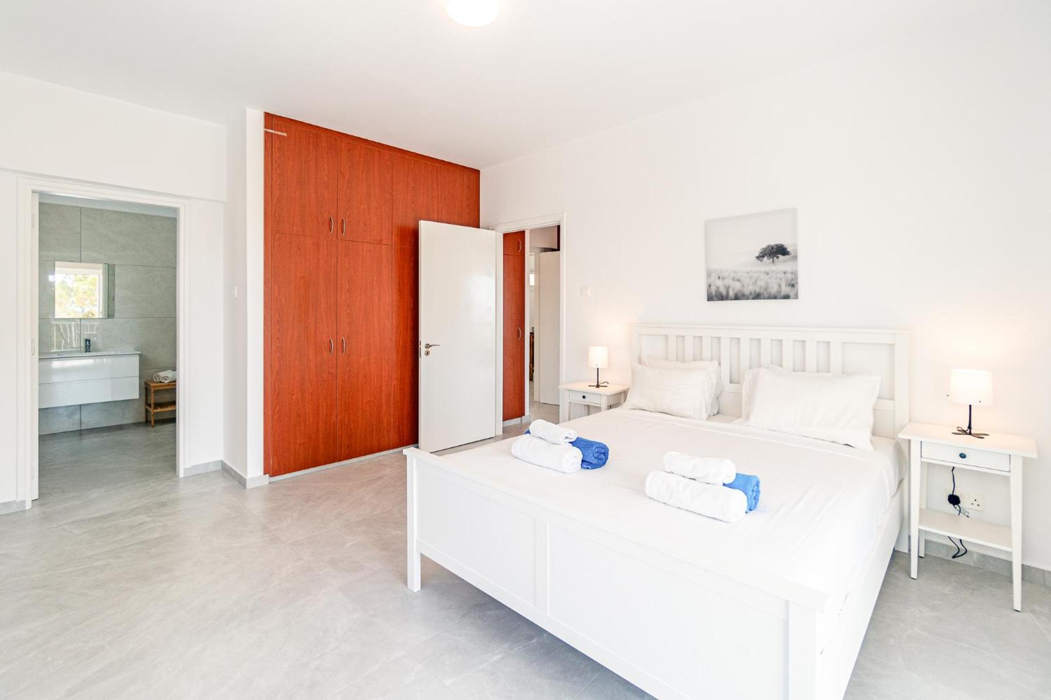 Villa Bettina By Ezoria Villas