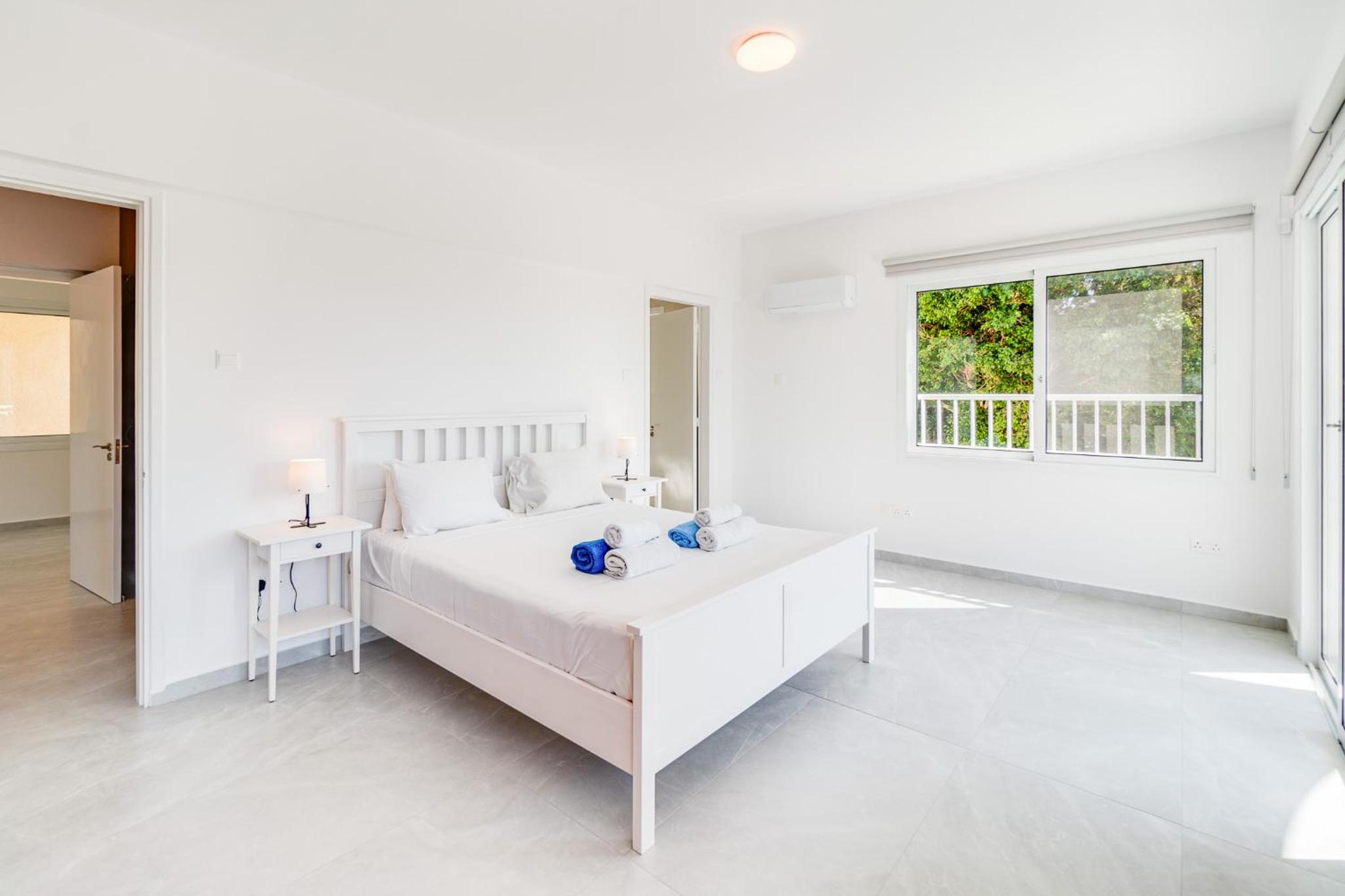 Villa Bettina By Ezoria Villas