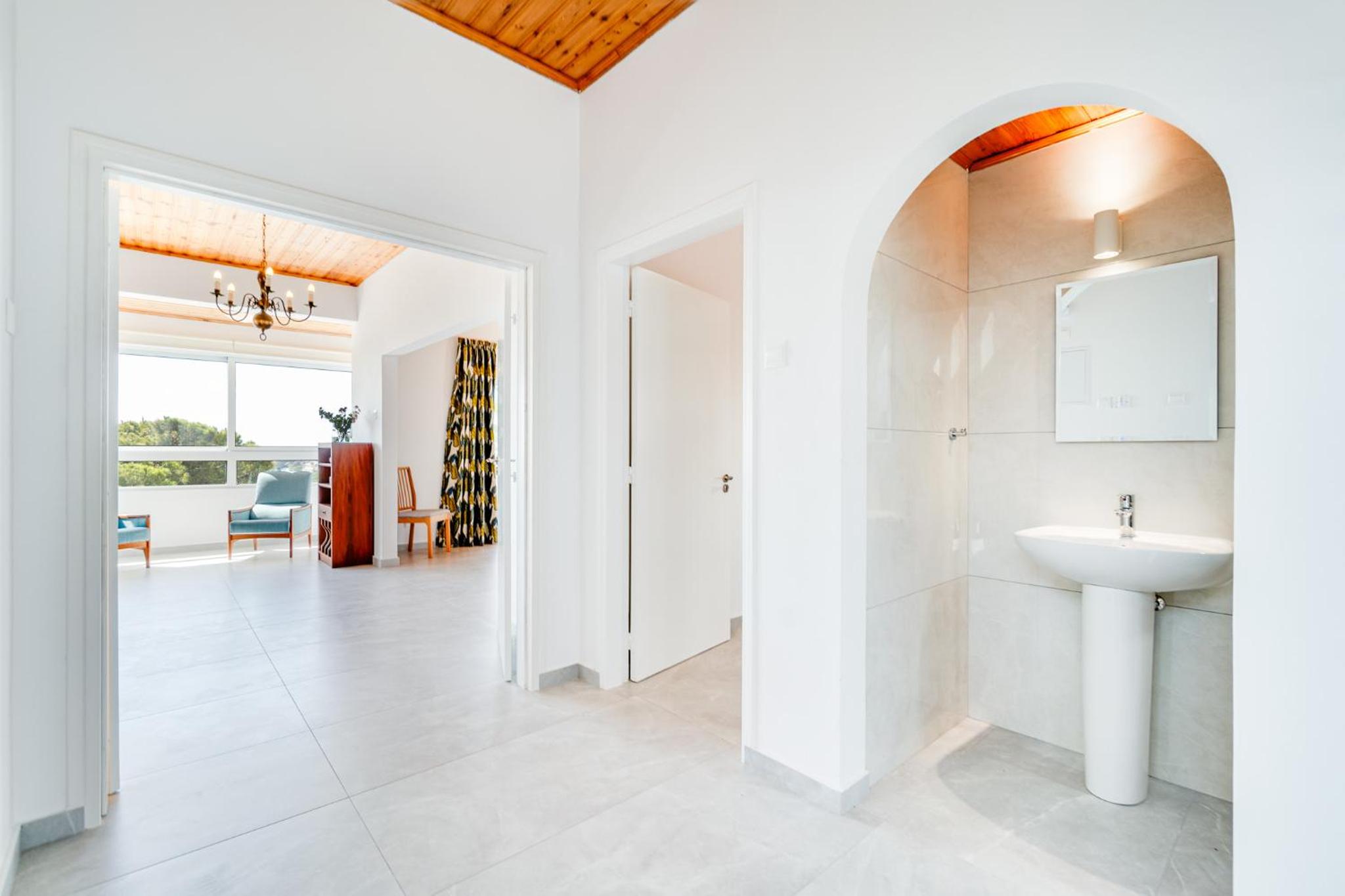 Villa Bettina By Ezoria Villas