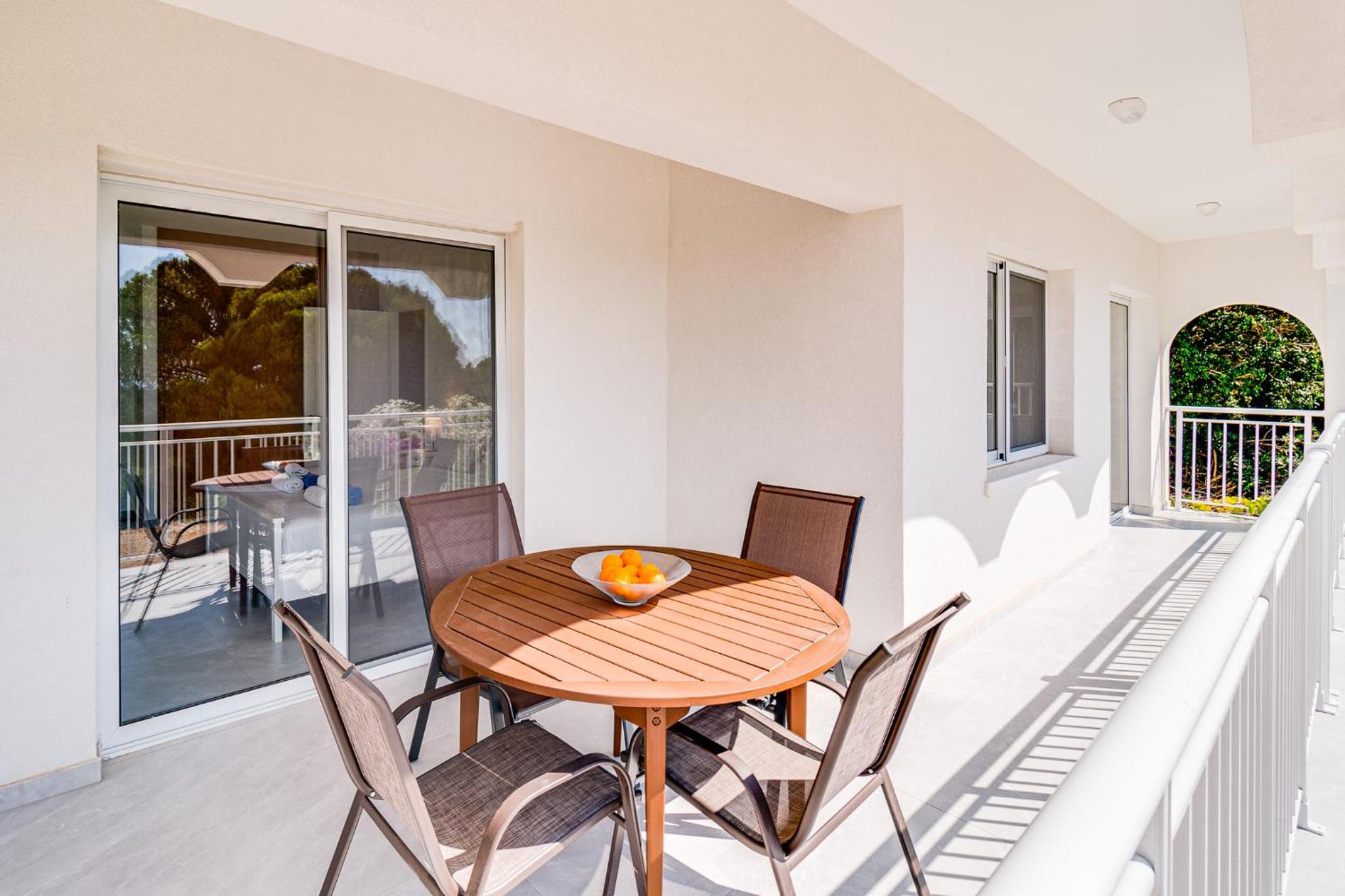 Villa Bettina By Ezoria Villas