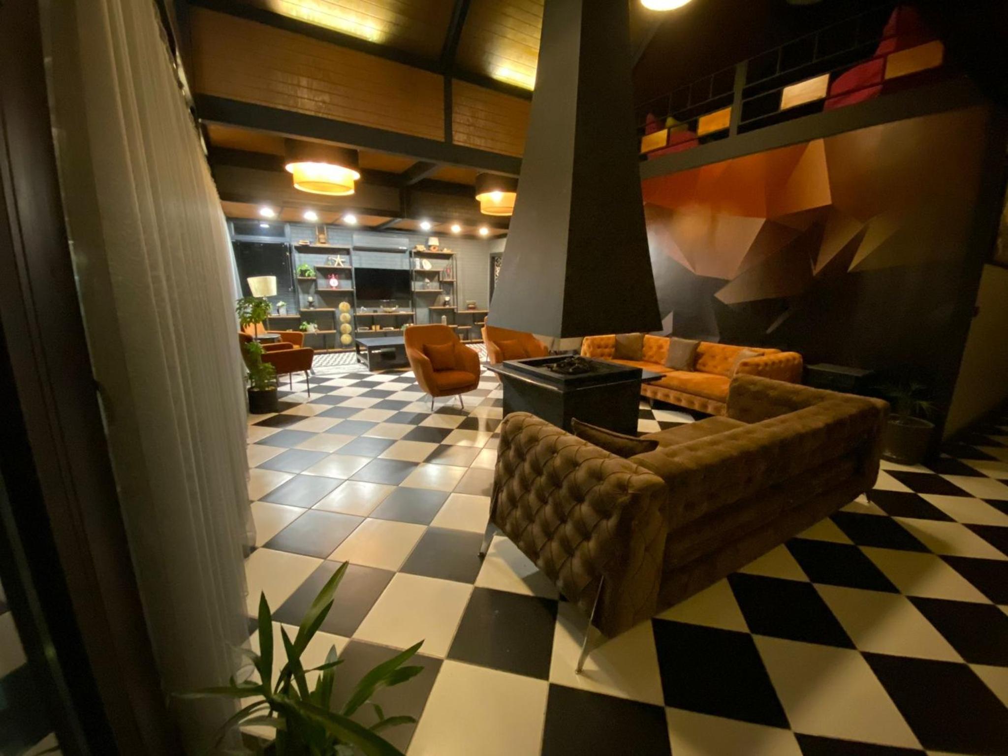 lounge