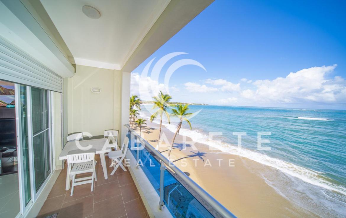 Beachfront penthouse, in Cabarete Bay, Center
