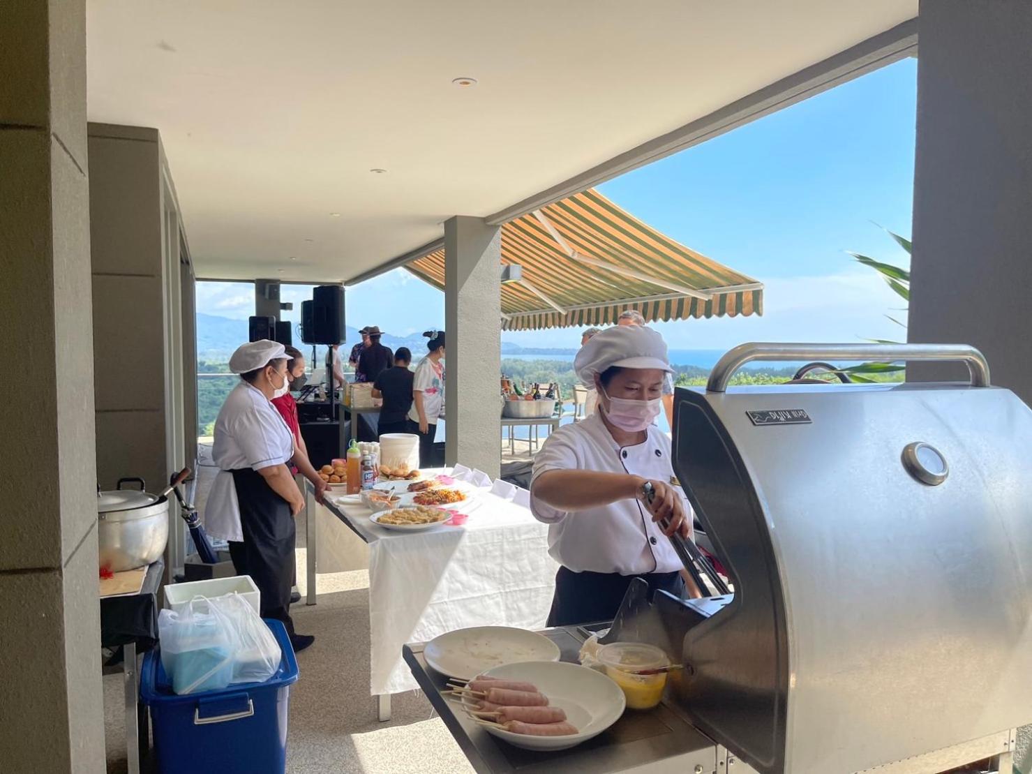 Surin Bay Inn