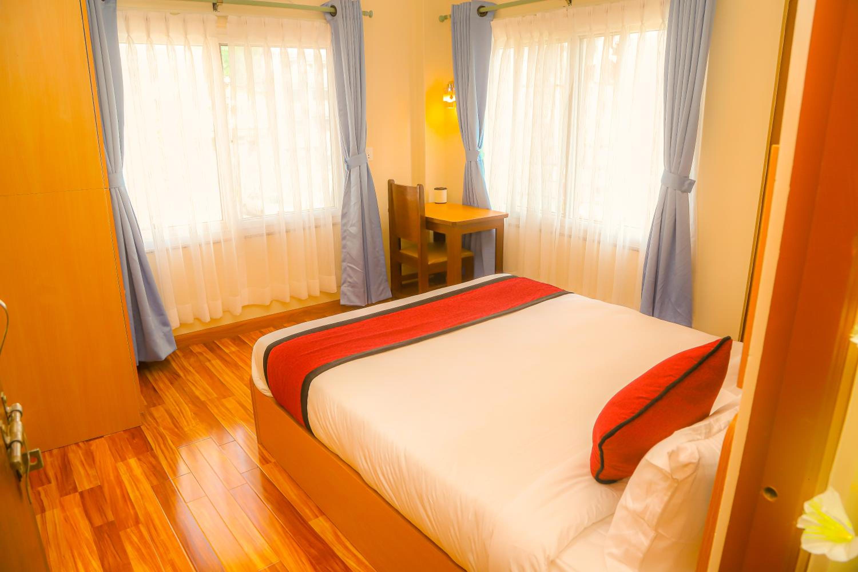 Ashu Apartment