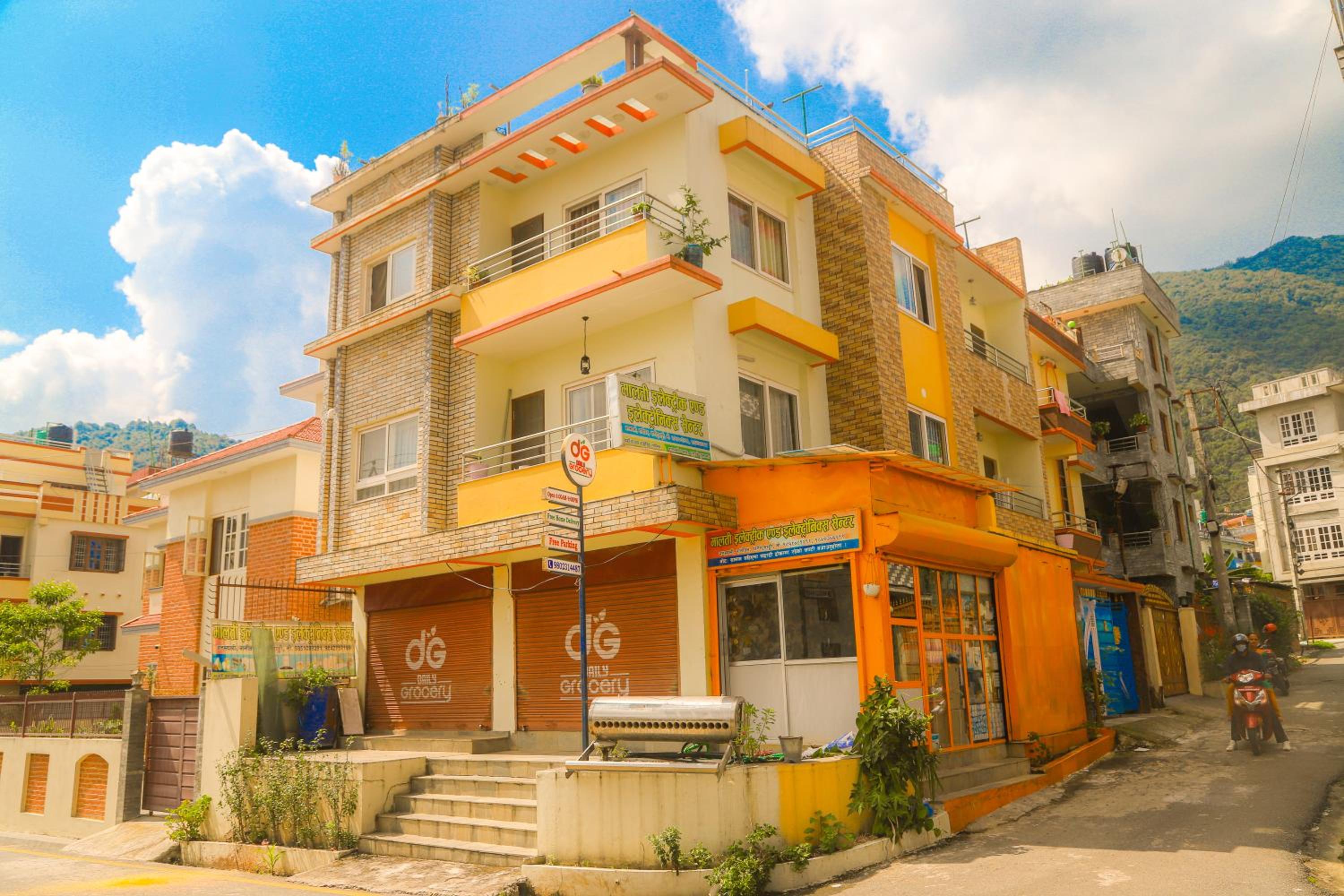 Ashu Apartment