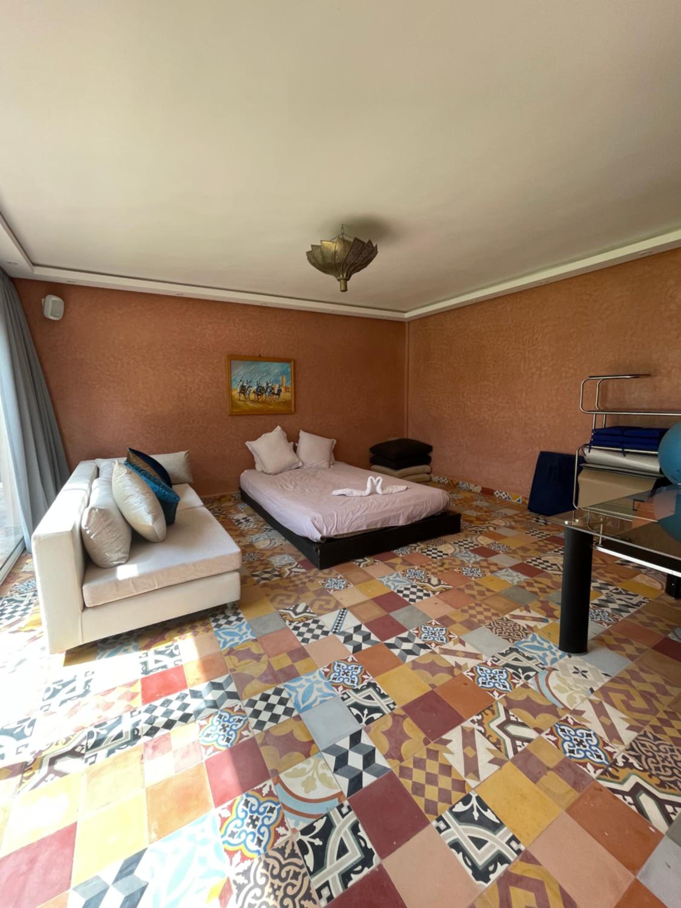 hotel room