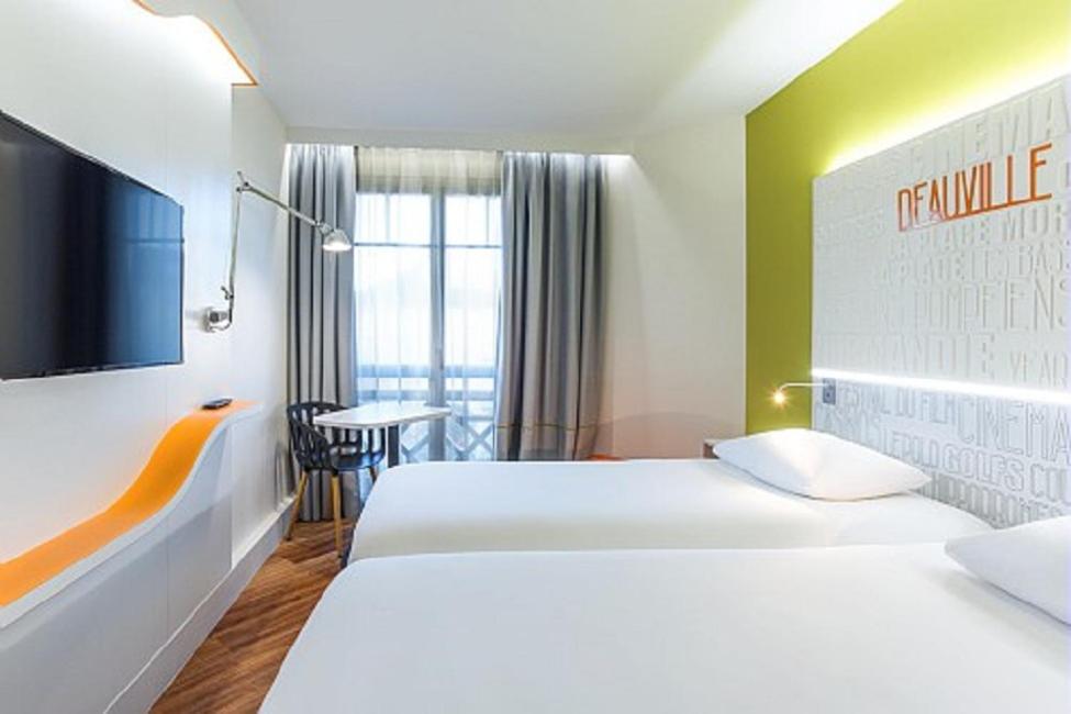 Deauville Vacations - ibis Styles Deauville Centre - Property Image 21