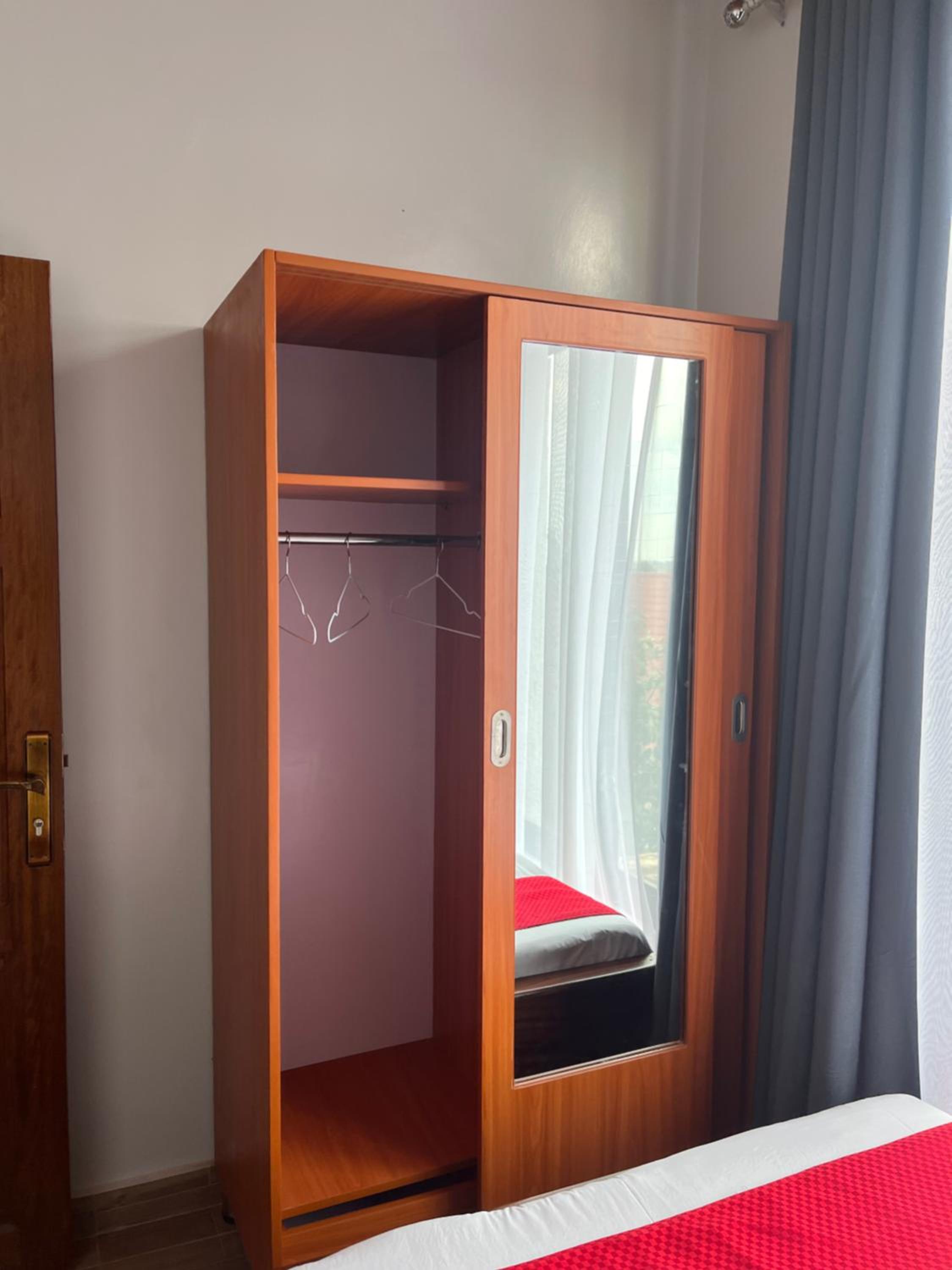 PECA APARTMENt