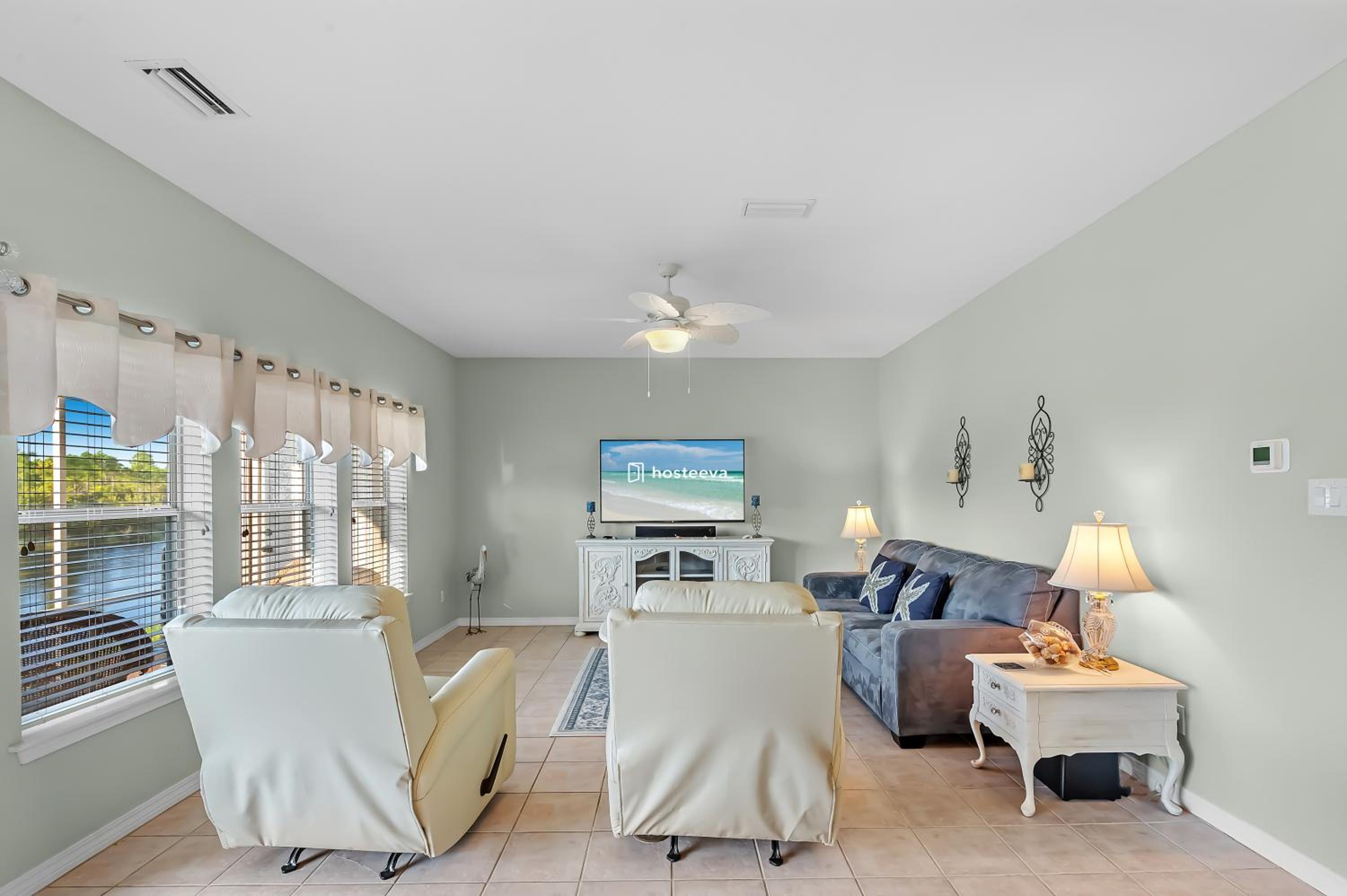 Romar Lakes 104B