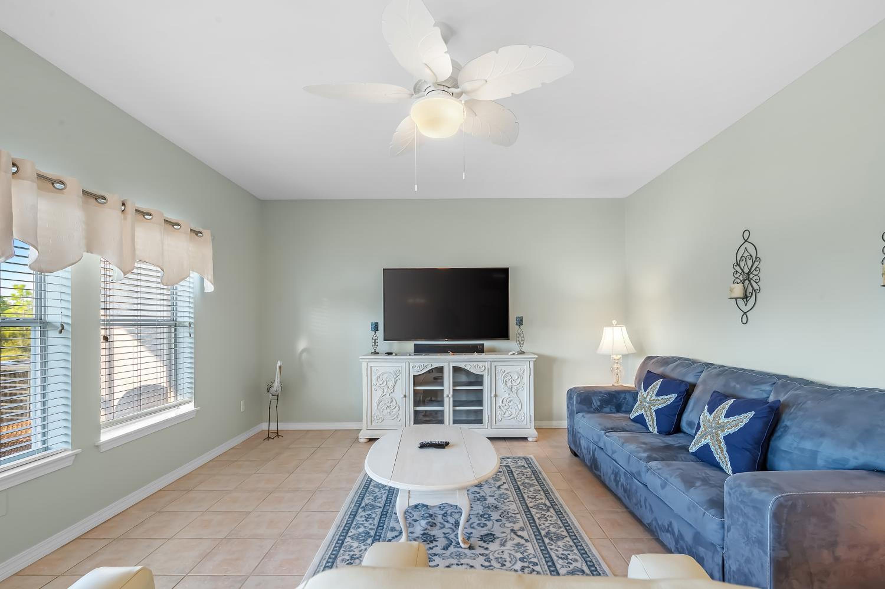 Romar Lakes 104B