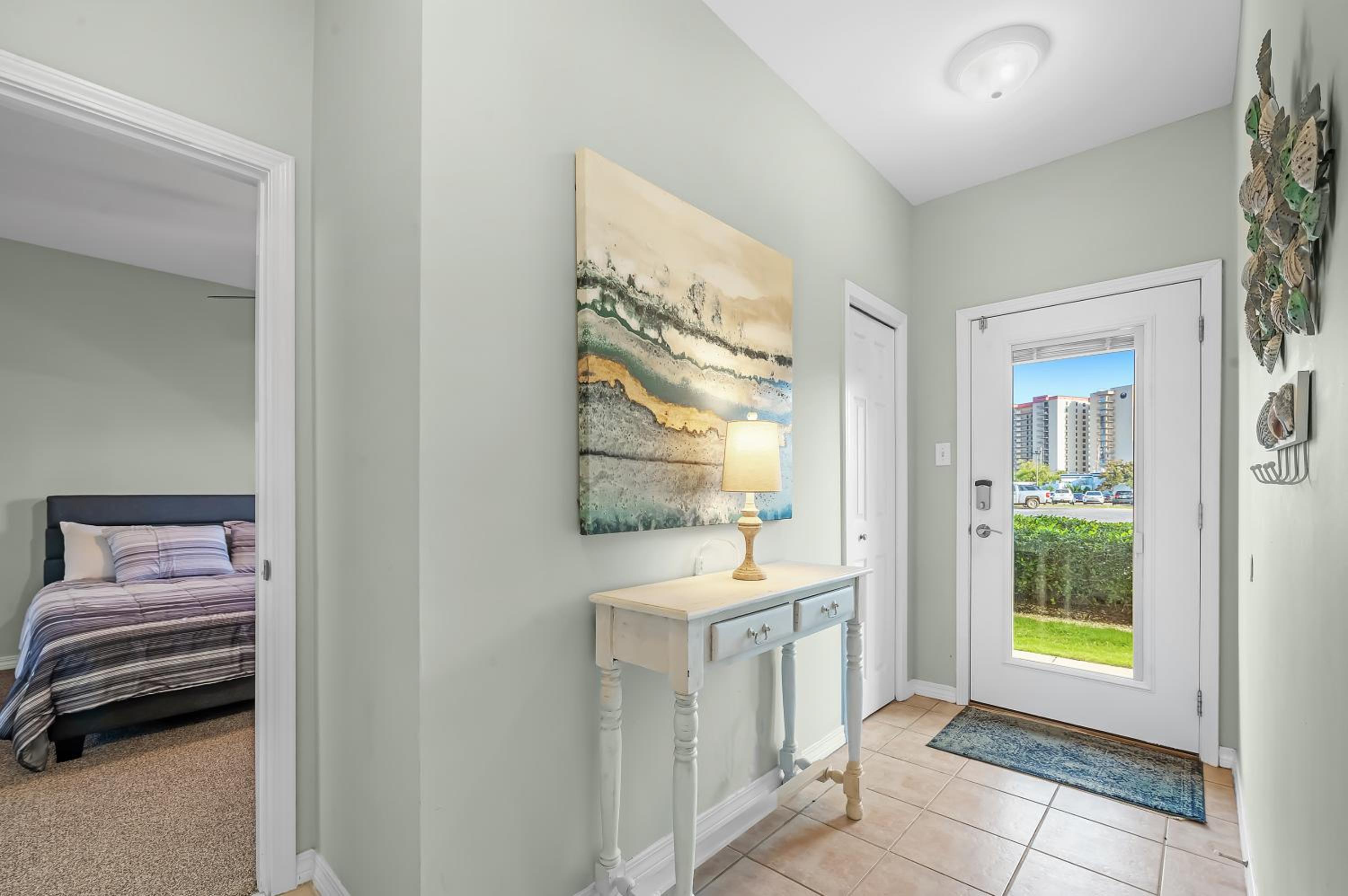 Romar Lakes 104B