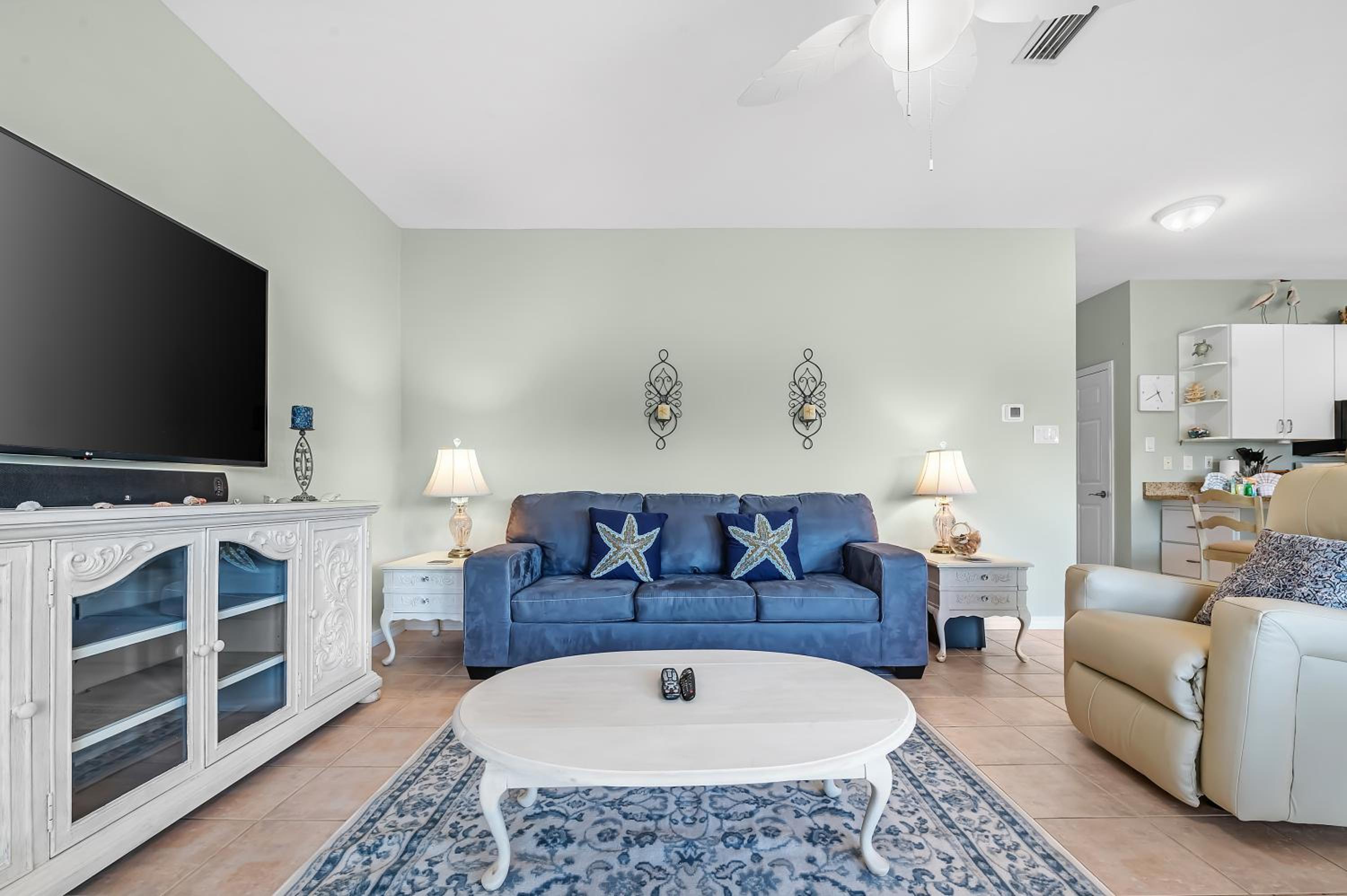 Romar Lakes 104B