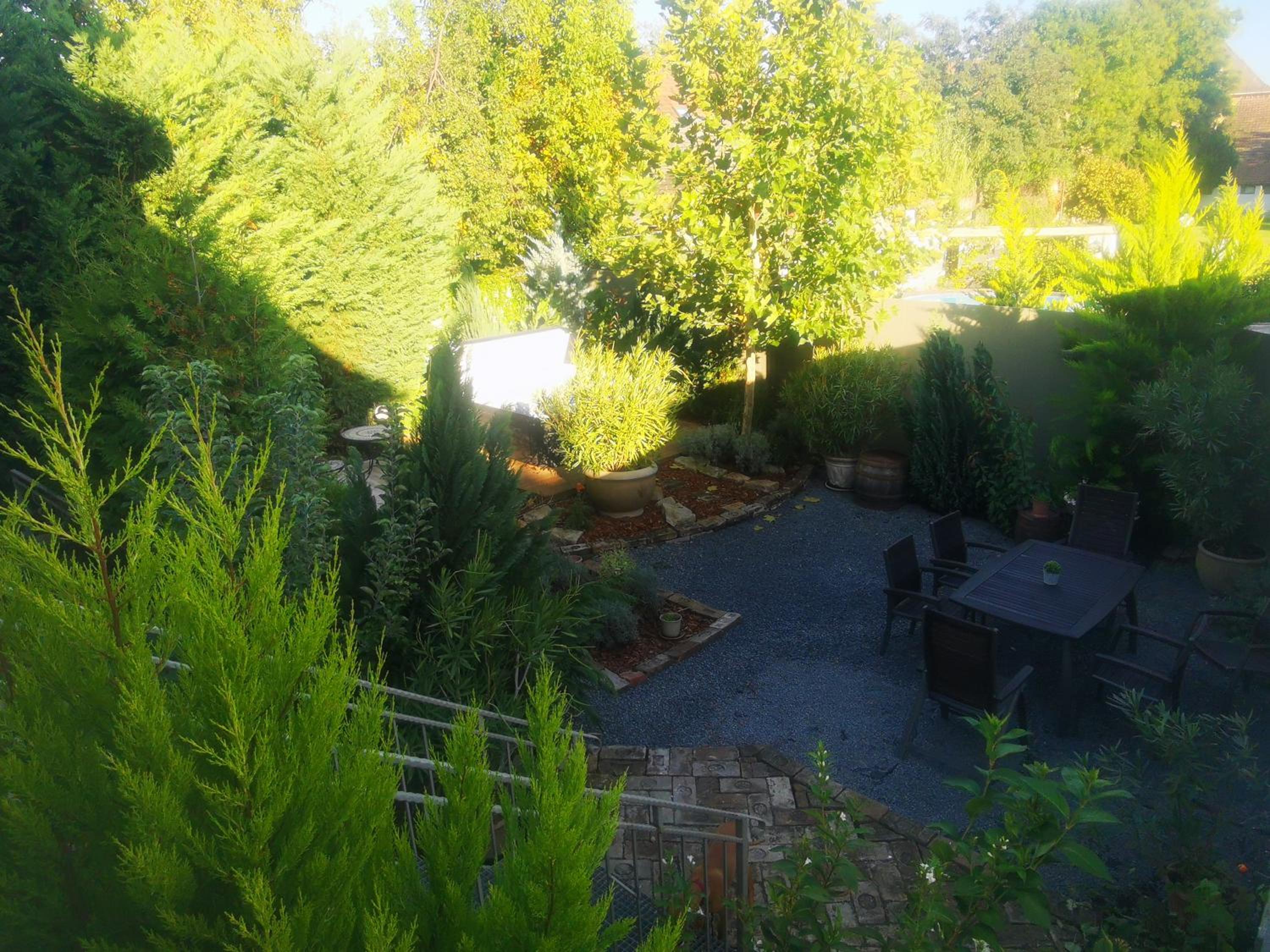 Photo 52