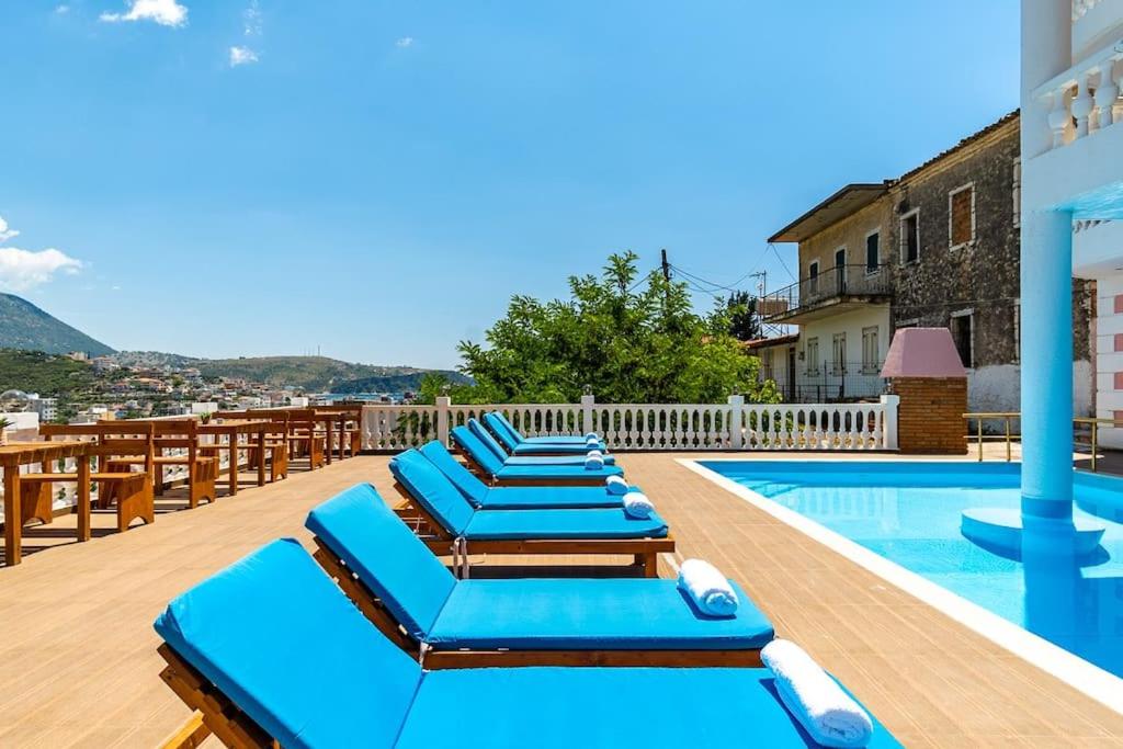 Apartment 4 - 2 bedrooms, Vila Goro - Pool, Parking and more