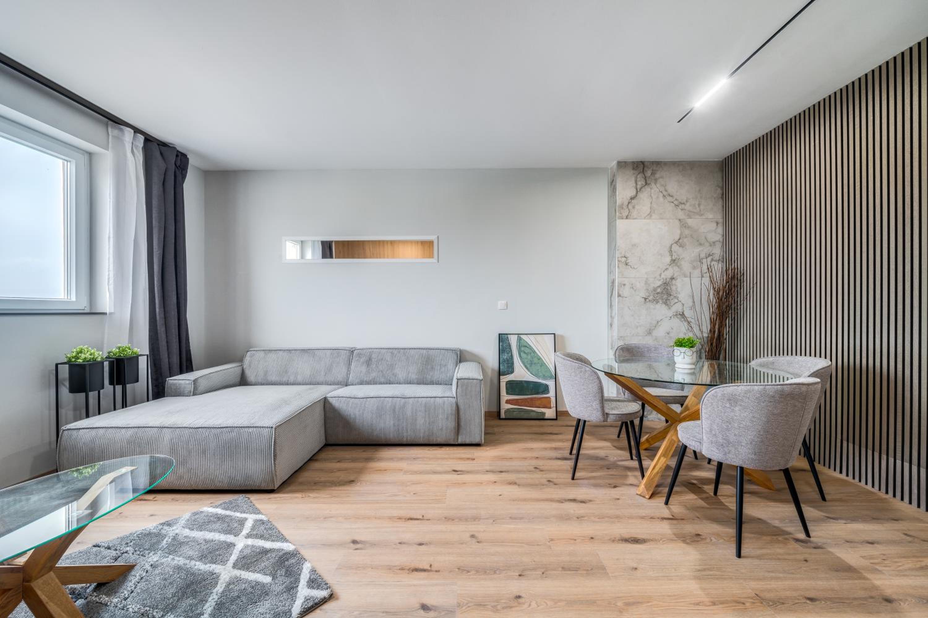Vellaris Luxury Panoramic Suite by Margaret Island