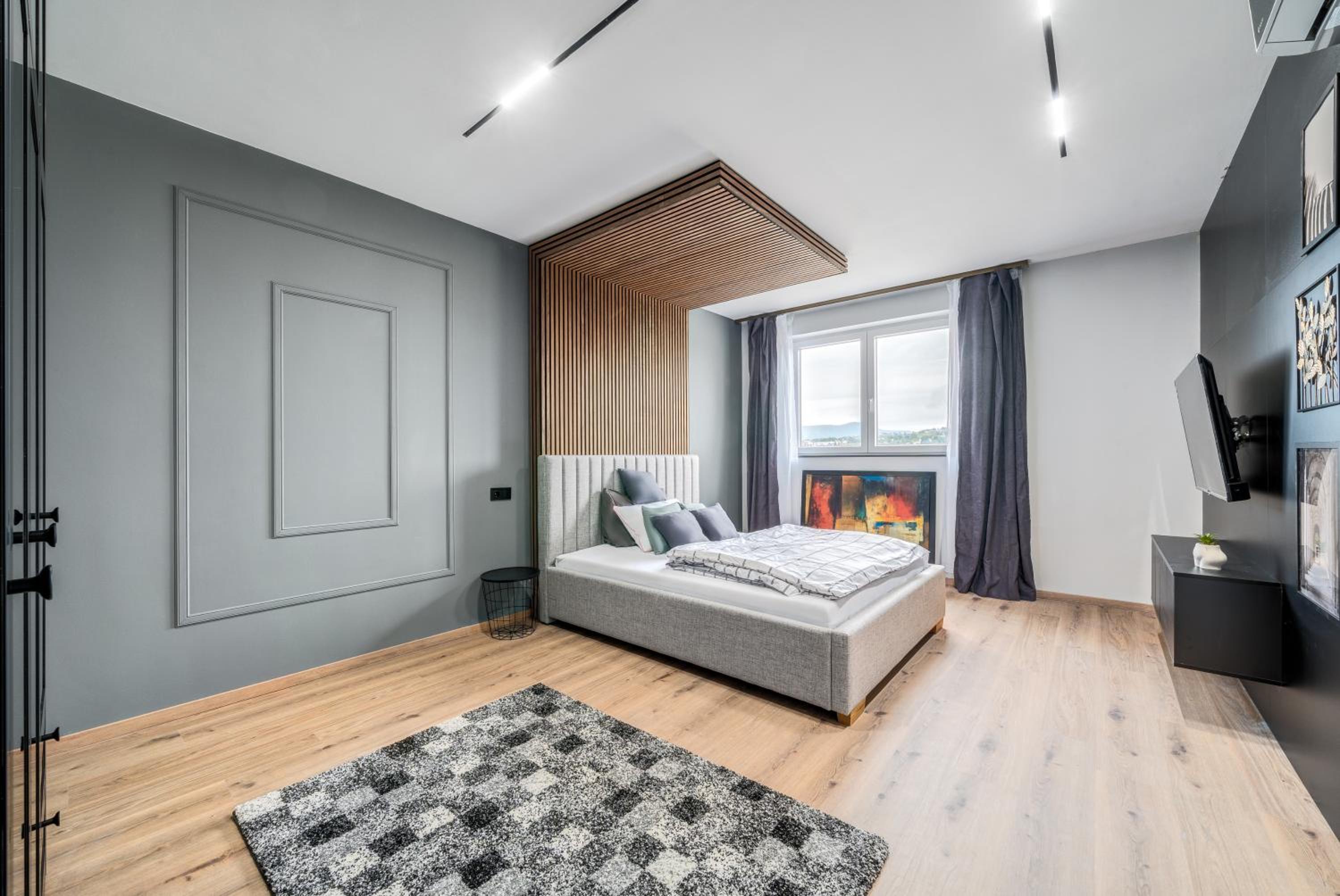 Vellaris Luxury Panoramic Suite by Margaret Island
