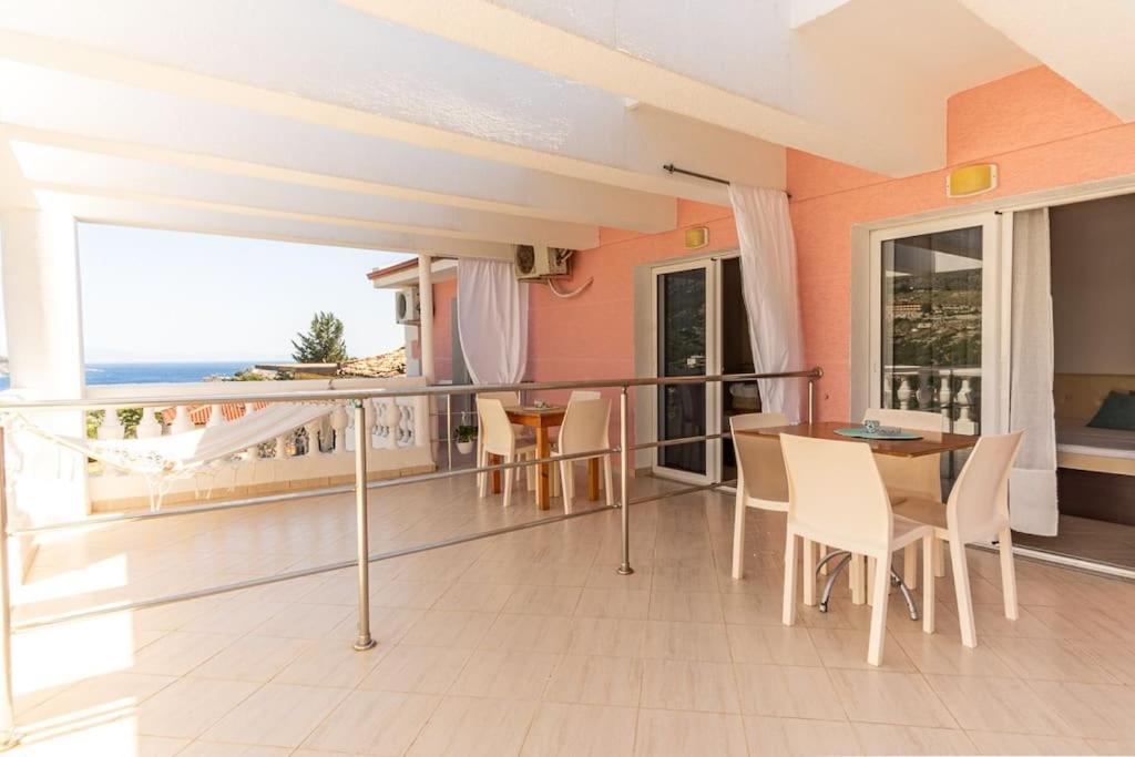 Apart 5 Pool, Views, Kitchen, Parking and more - Goro