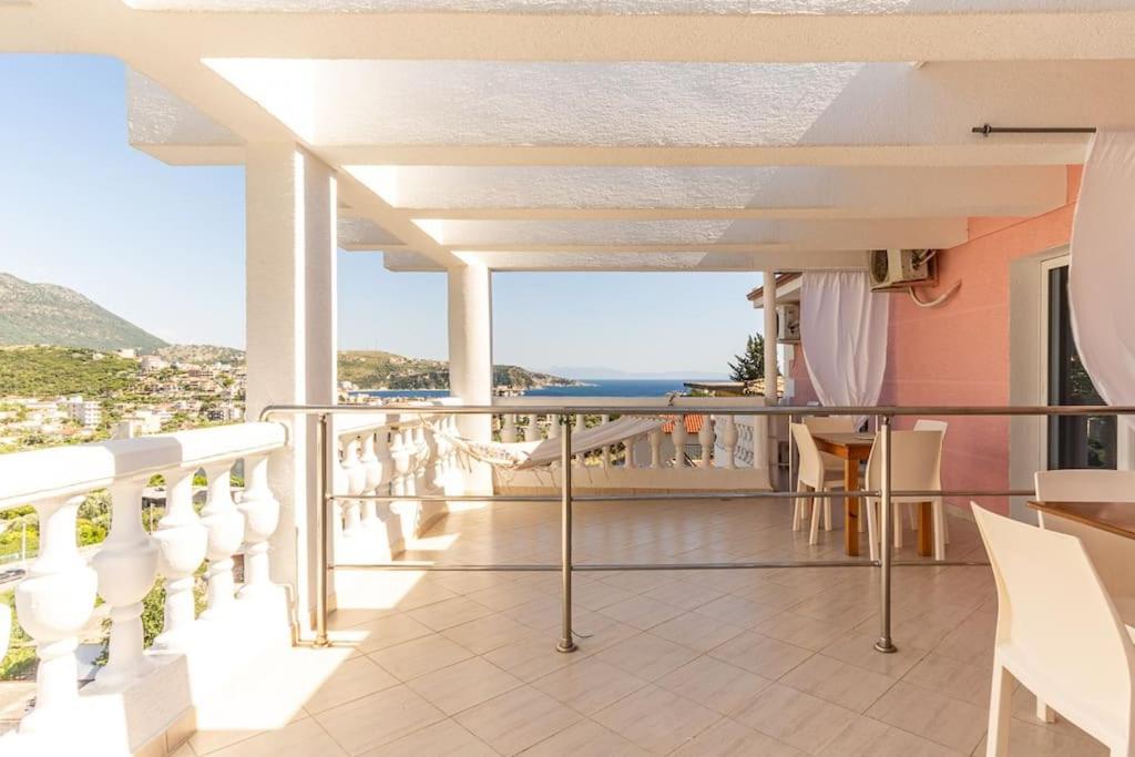 Apart 5 Pool, Views, Kitchen, Parking and more - Goro