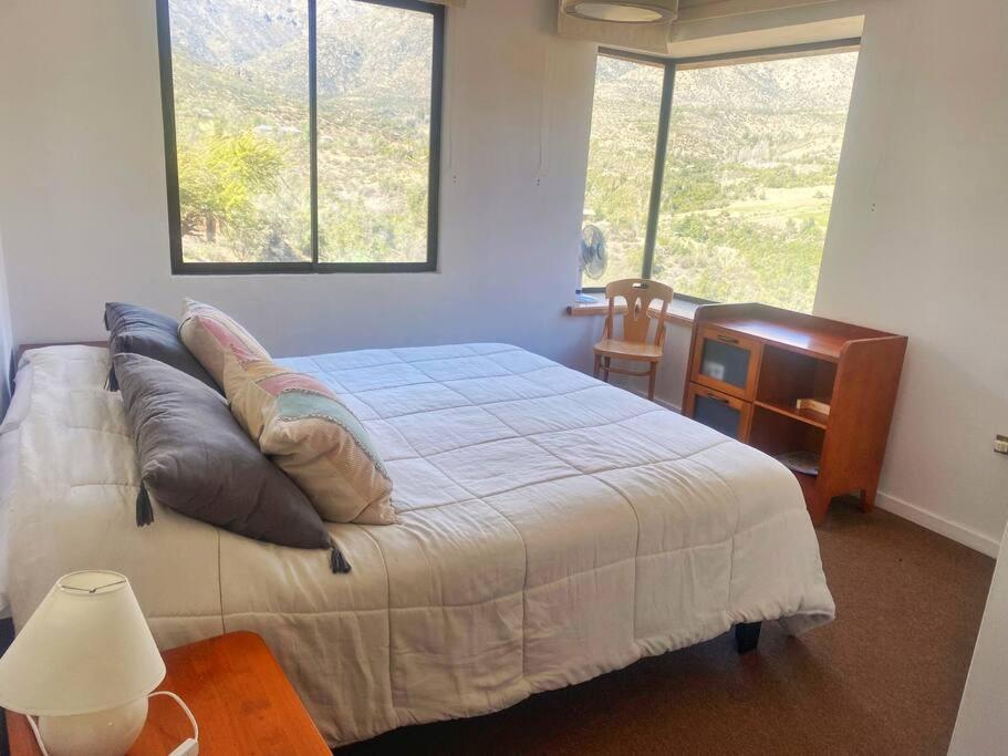 Refugio Los Andes con Tinaja