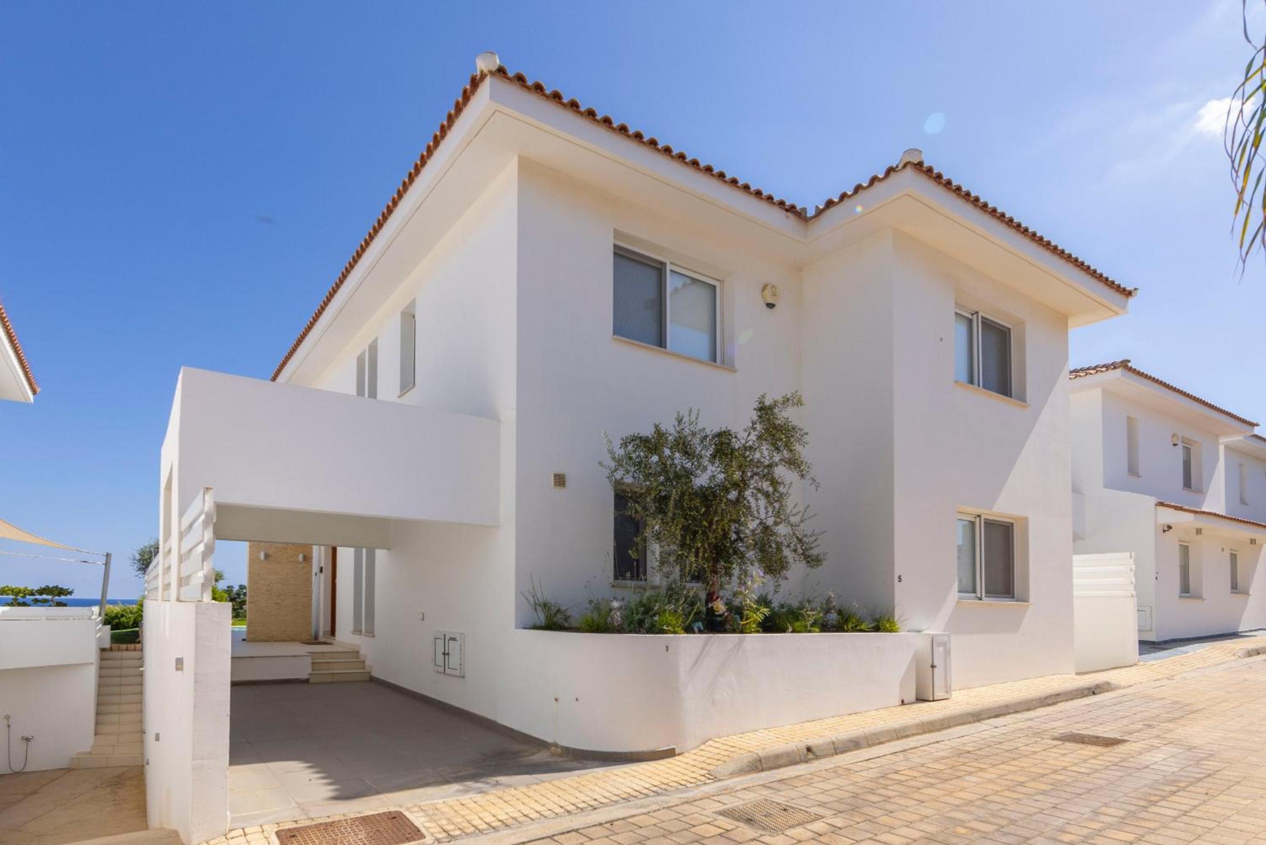 Protaras Sirina Seafront Paradise