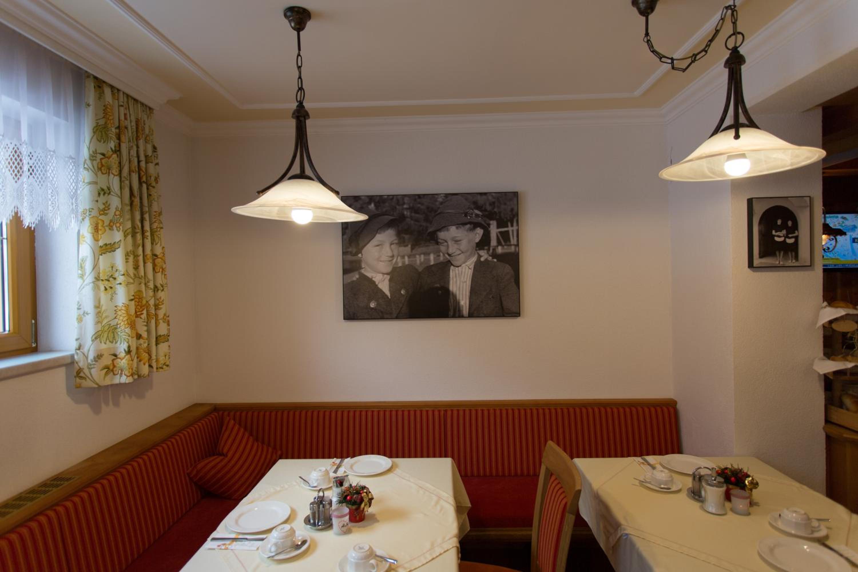 Hotel Garni DIAS