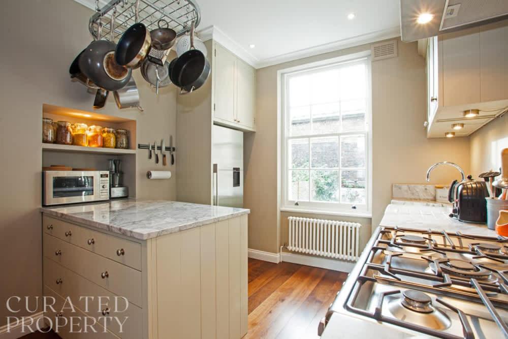 Luxury 2-Bed Marylebone Georgian House with Private Garden & Office