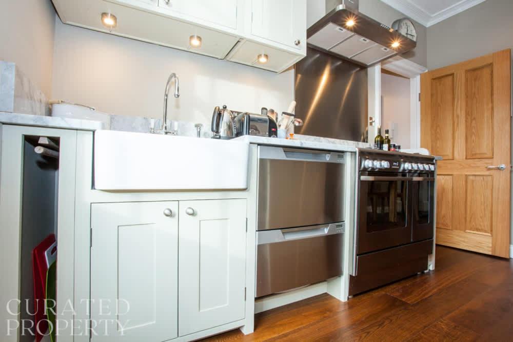 Luxury 2-Bed Marylebone Georgian House with Private Garden & Office