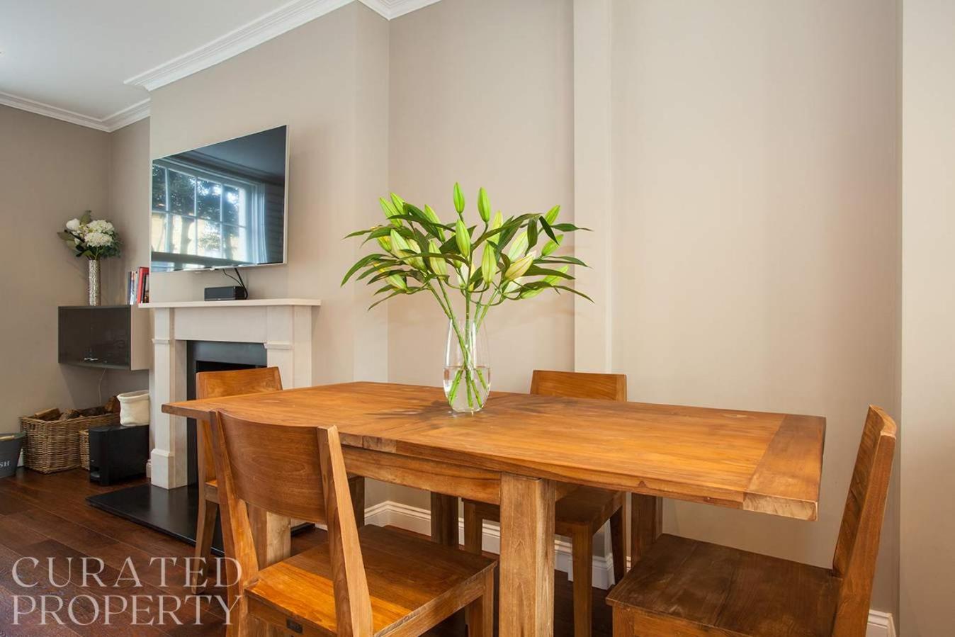 Luxury 2-Bed Marylebone Georgian House with Private Garden & Office