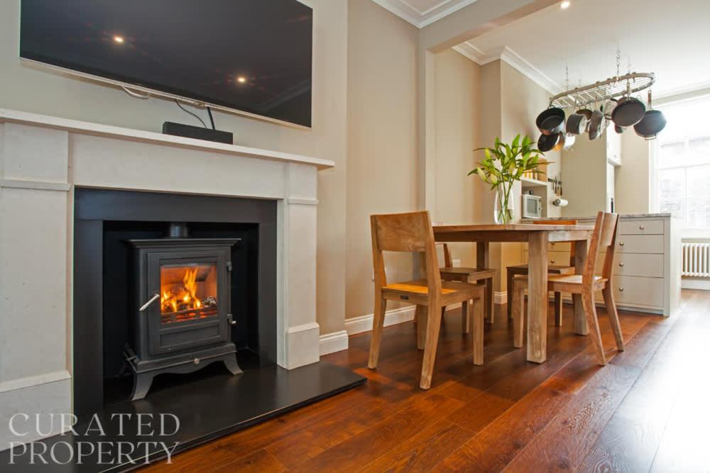 Luxury 2-Bed Marylebone Georgian House with Private Garden & Office