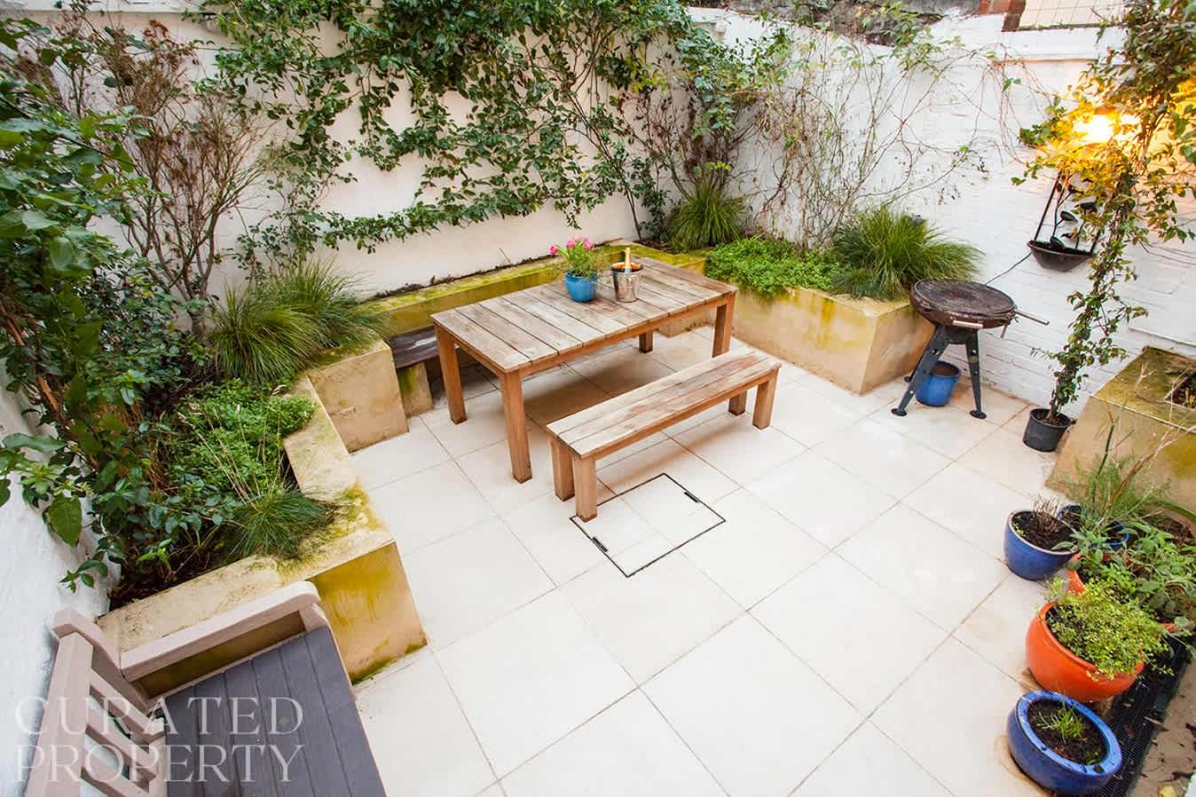 Luxury 2-Bed Marylebone Georgian House with Private Garden & Office